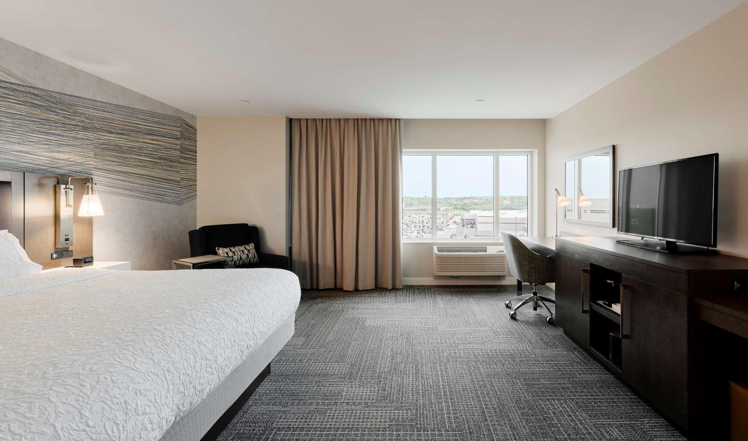 King Room with Sofa Bed- Non-Smoking