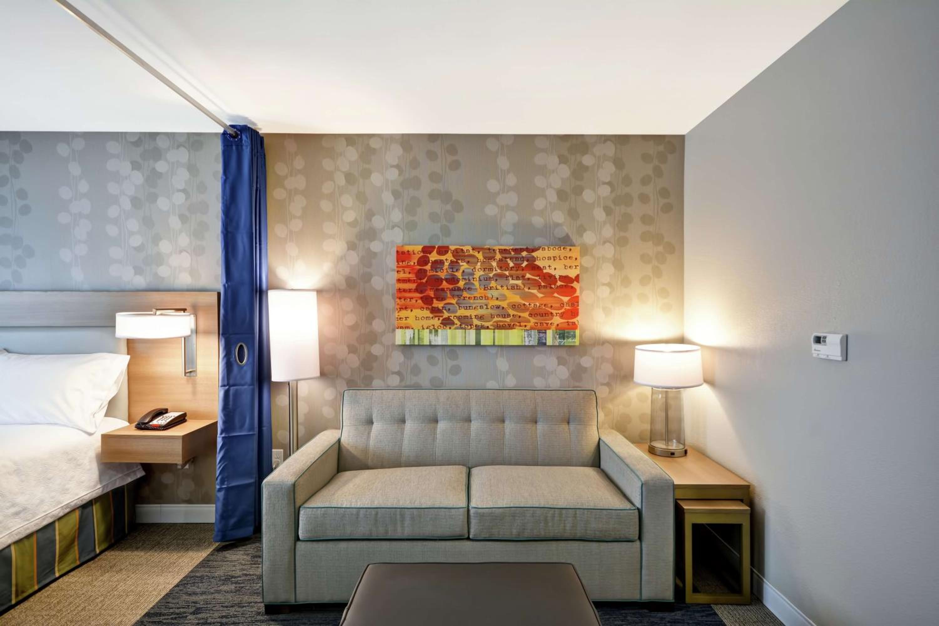 King Studio Suite - Non-Smoking - Photo 1