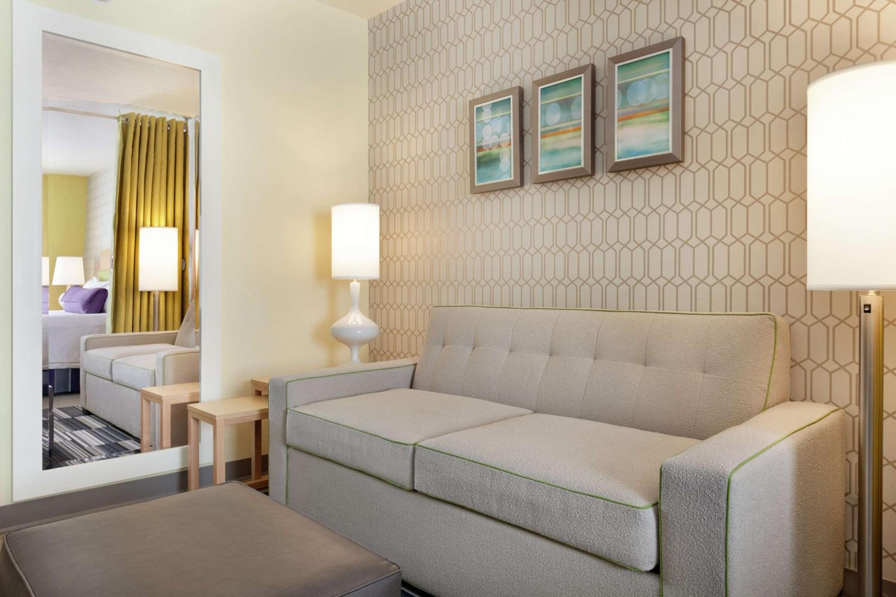 Studio Suite with Two Queen Beds - Hearing Access/Non-Smoking photo 1
