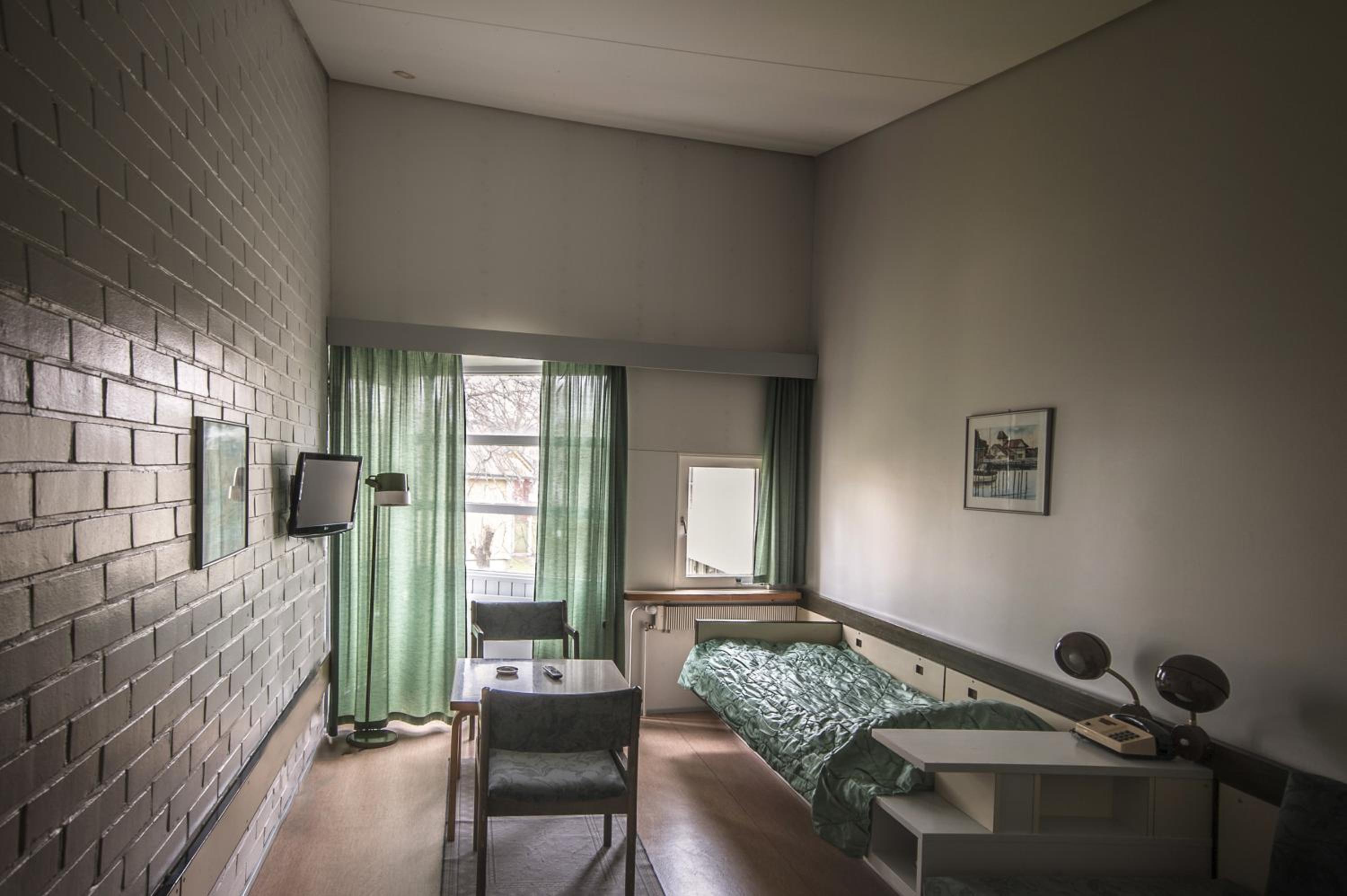 Standard Double or Twin Room photo 1
