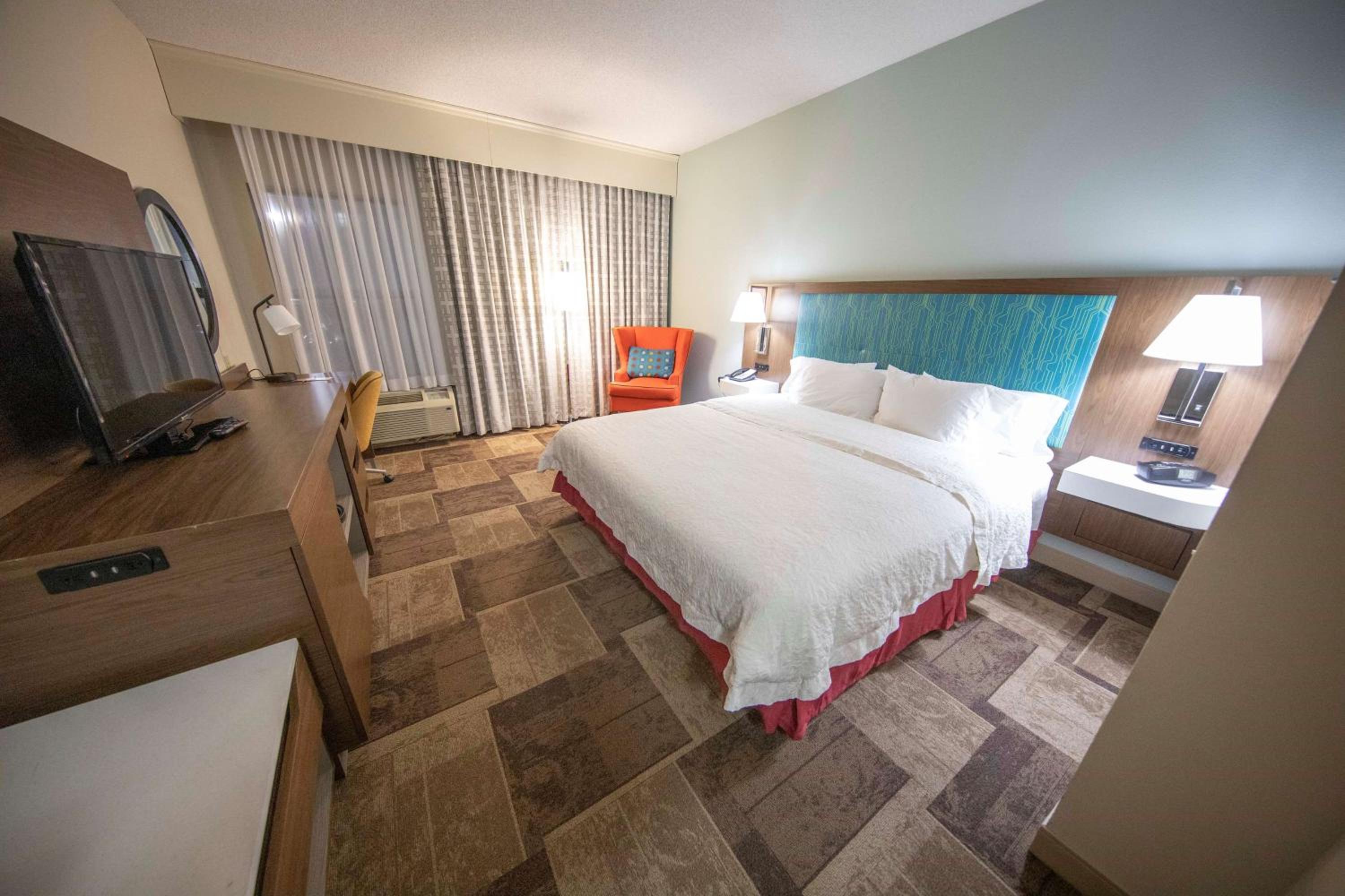 King Room - Disability Access/Non-Smoking - Photo 1
