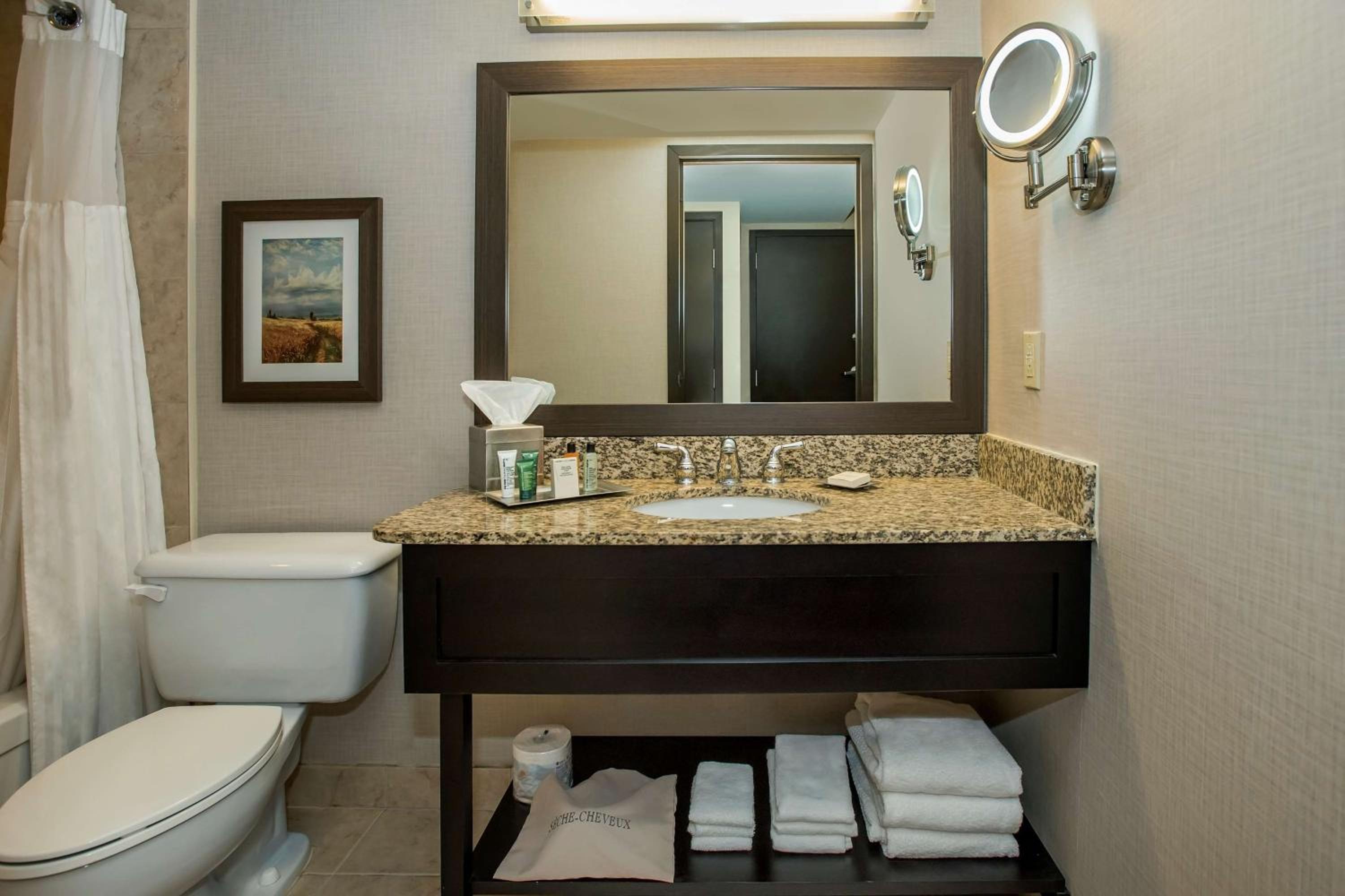 Double Room with Two Double Beds - Pool Side