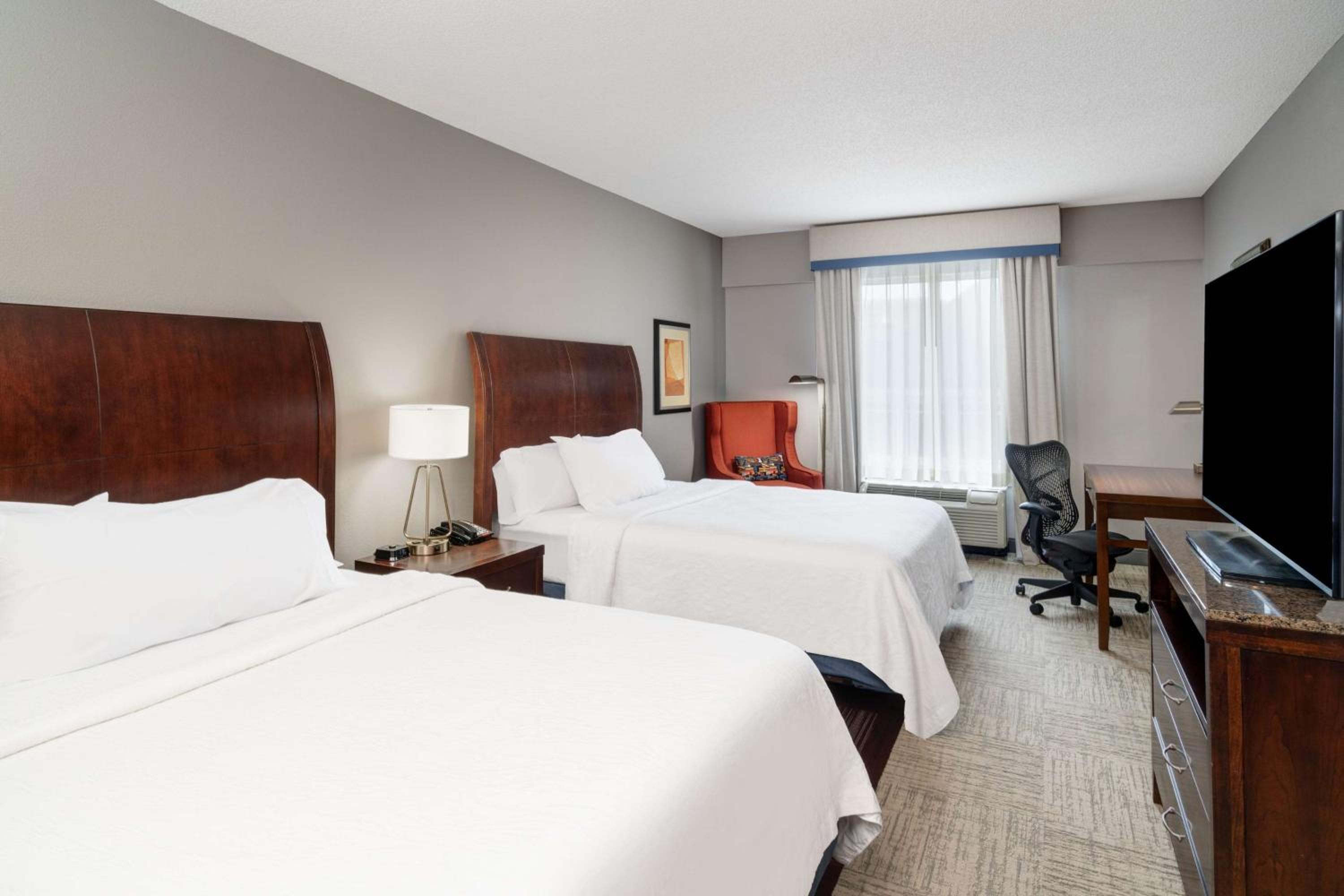 Queen Room with Two Queen Beds - Photo 1