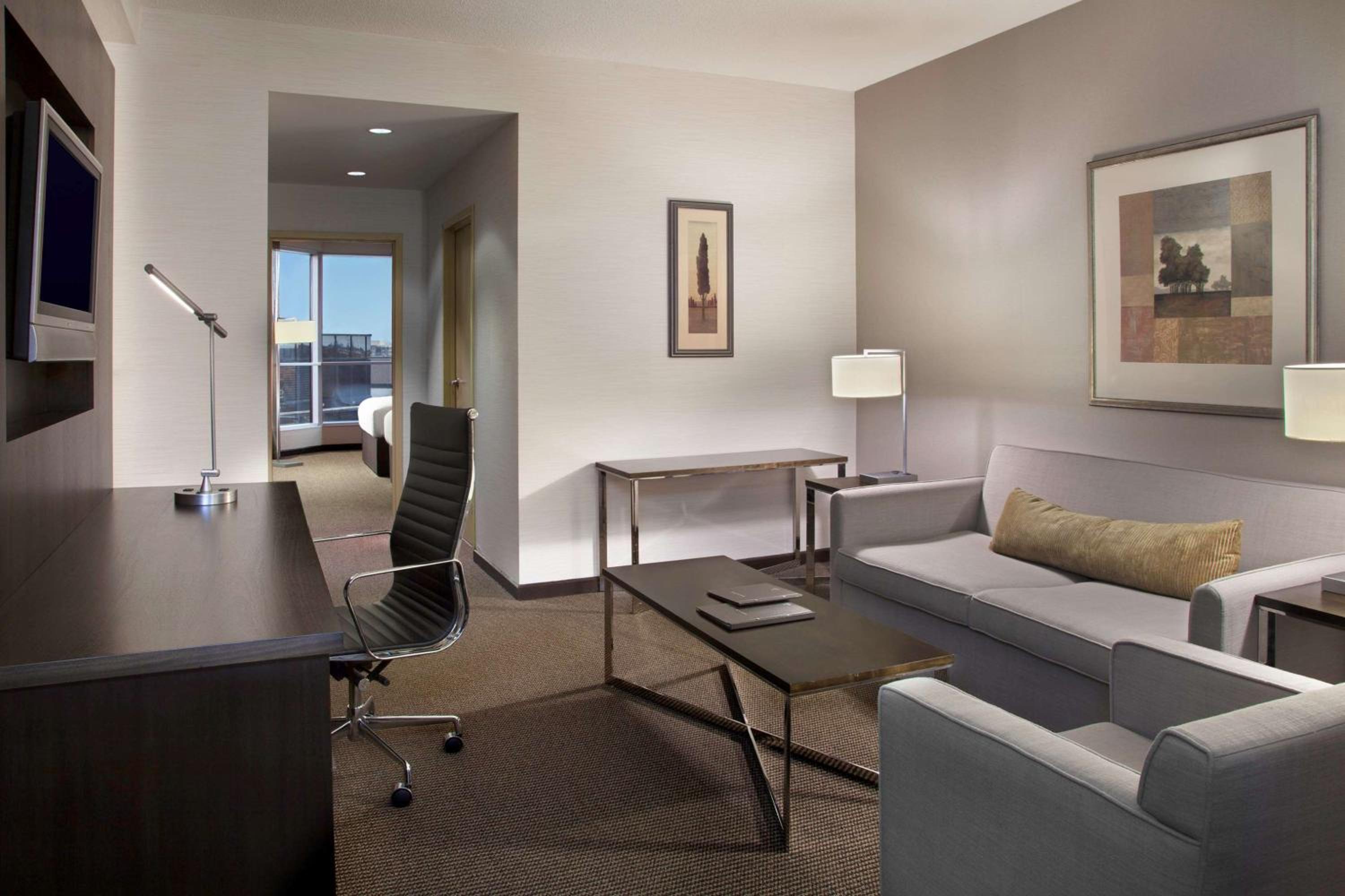 One-Bedroom Suite with Two Double Beds