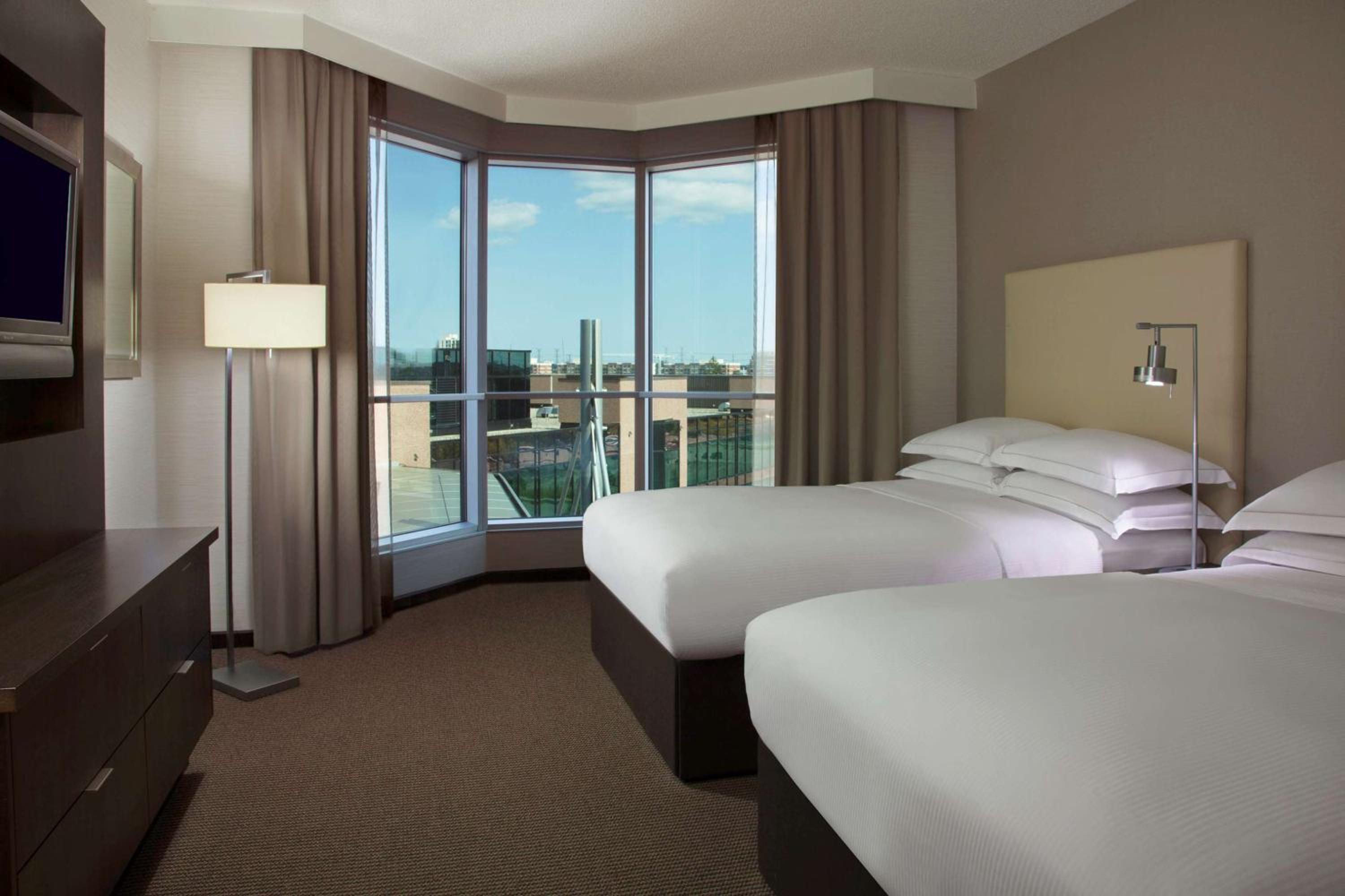 One-Bedroom Suite with Two Double Beds