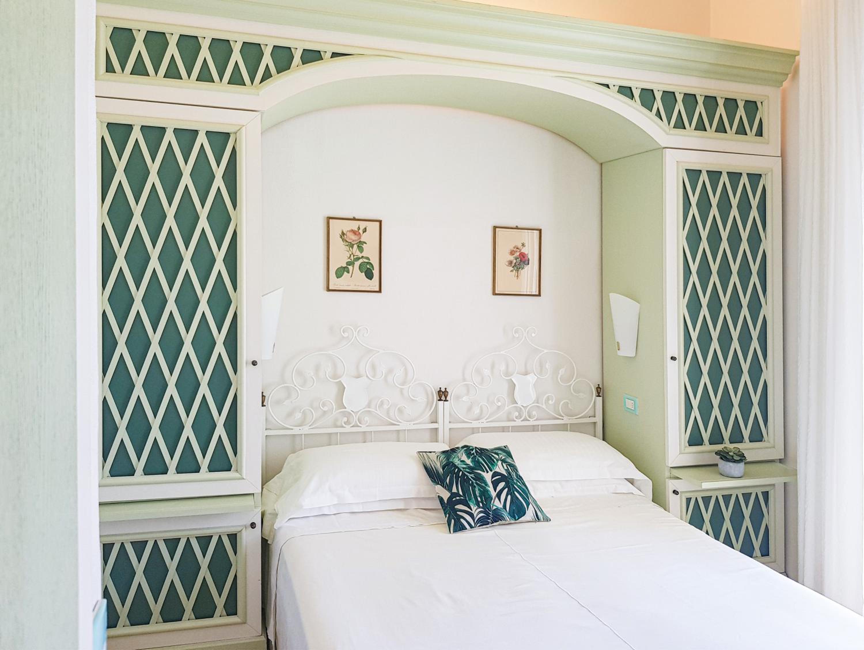 Small Double Room photo 2