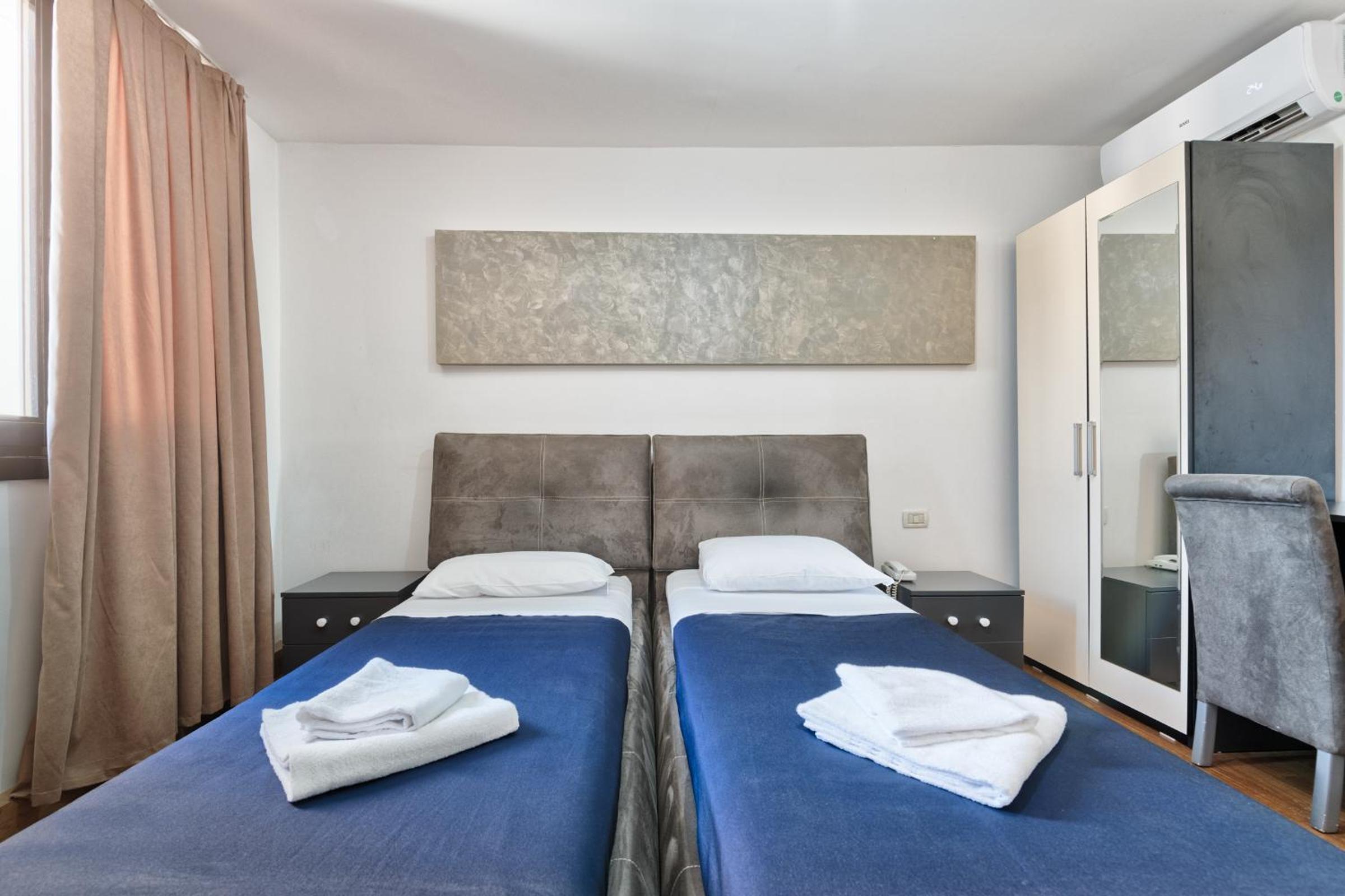 Twin Room photo 1
