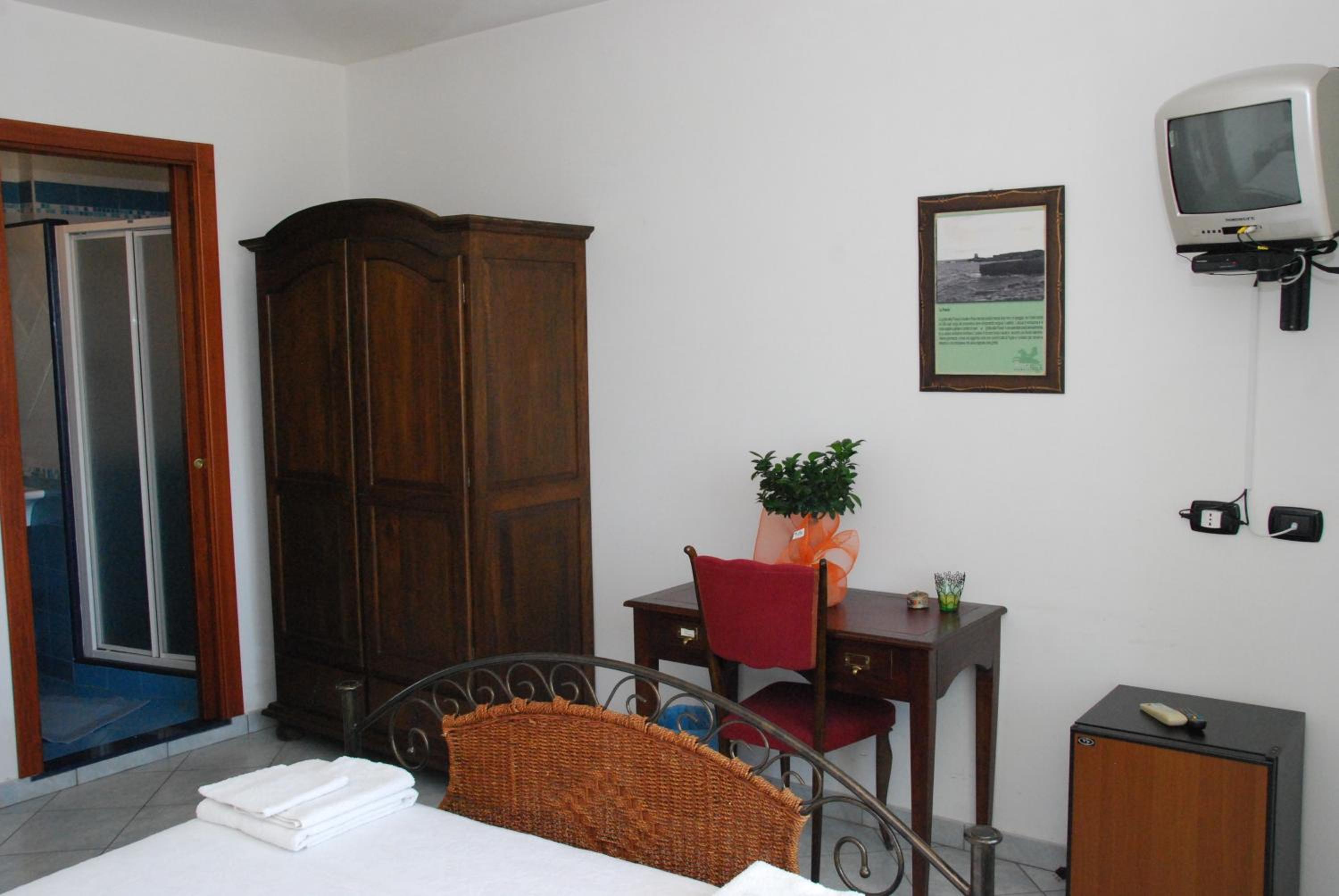 Deluxe Double or Twin Room photo 2