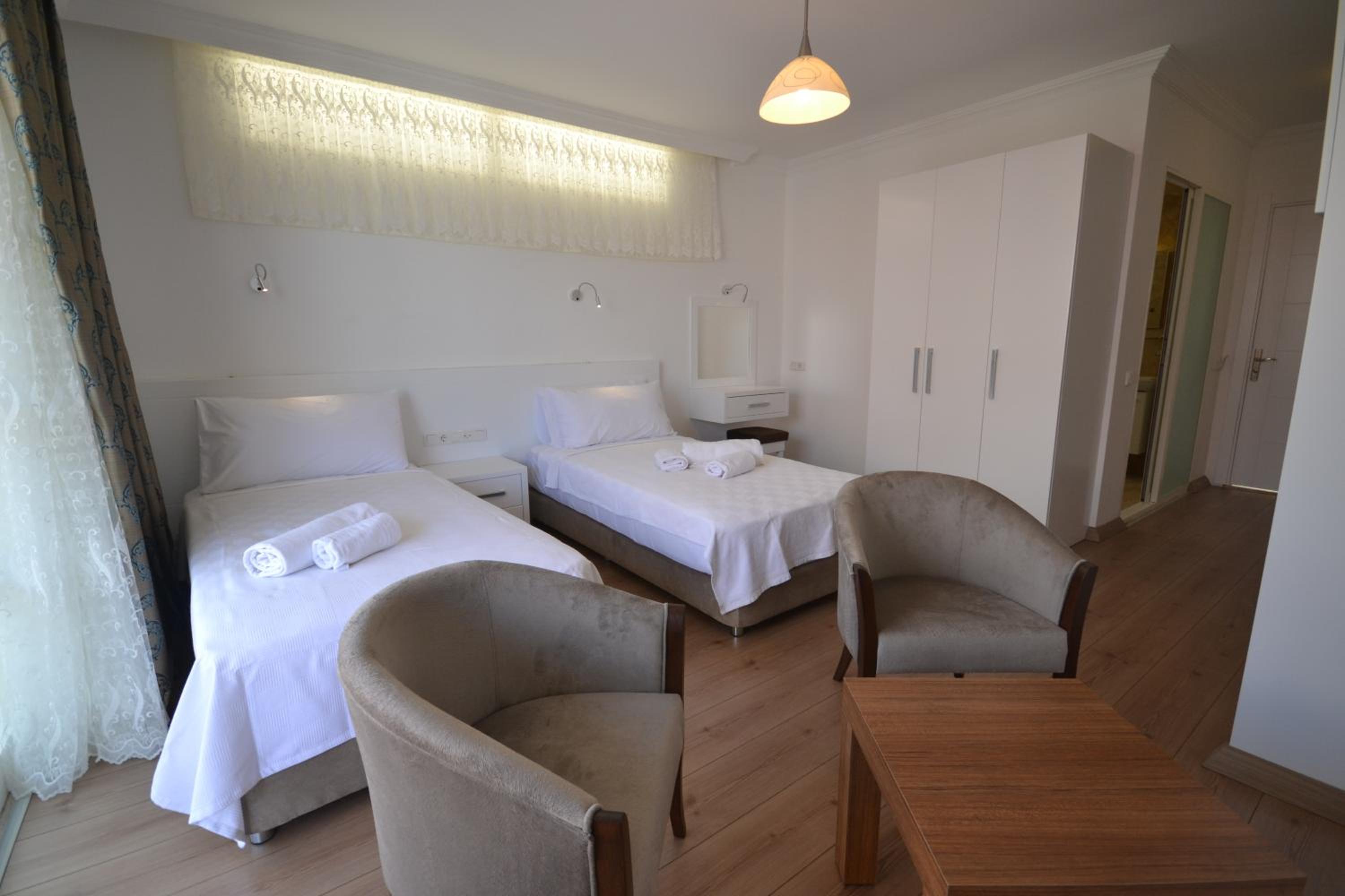 Deluxe Twin Room photo 2