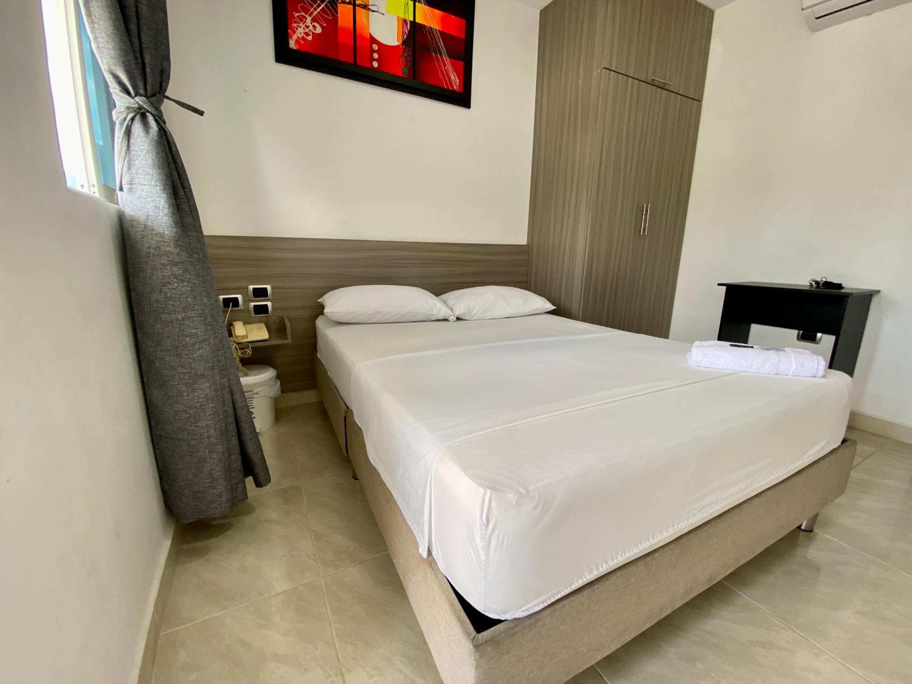 Large Single Room photo 1