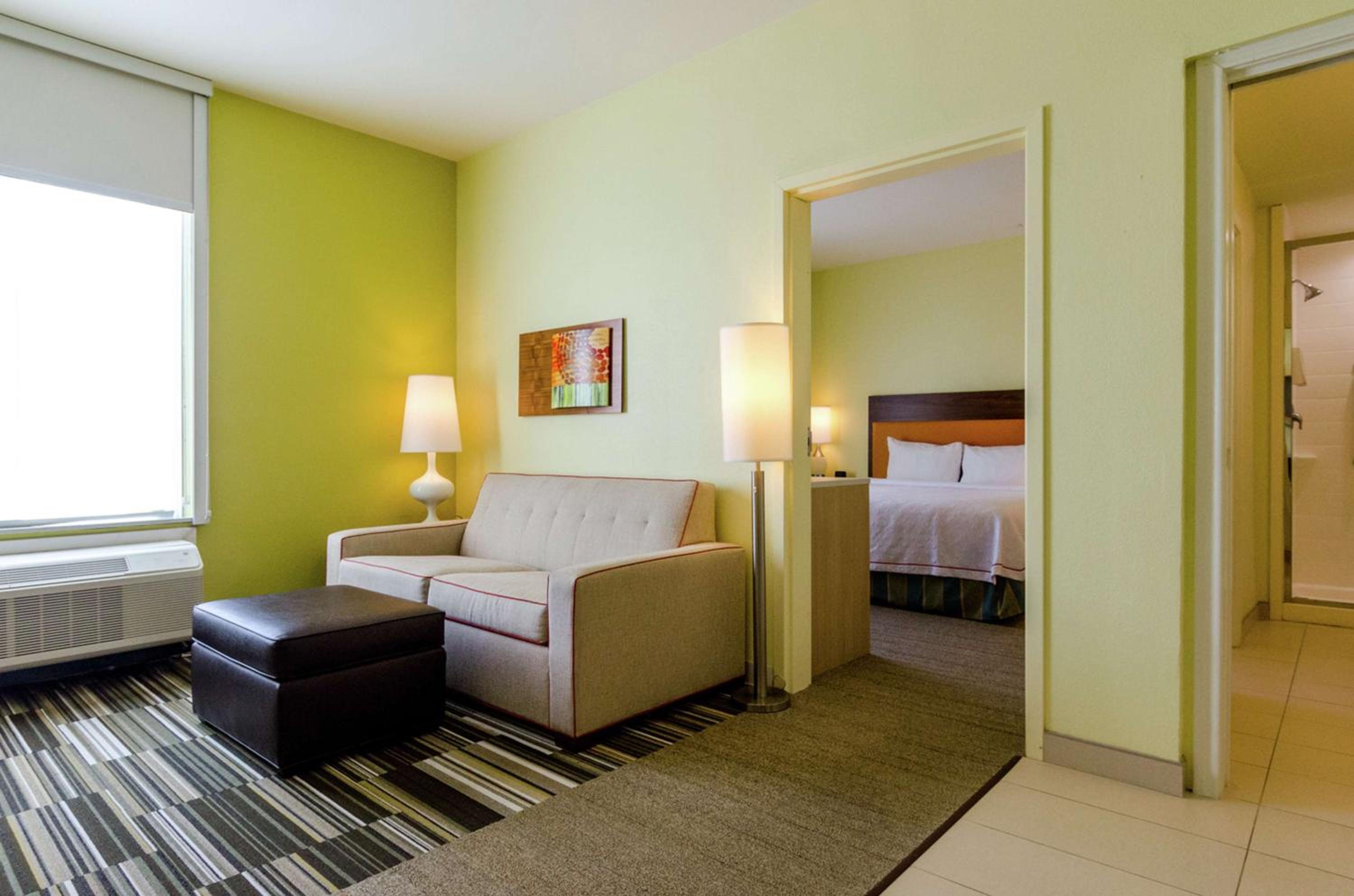 King Studio Suite - Hearing Access/Non-Smoking