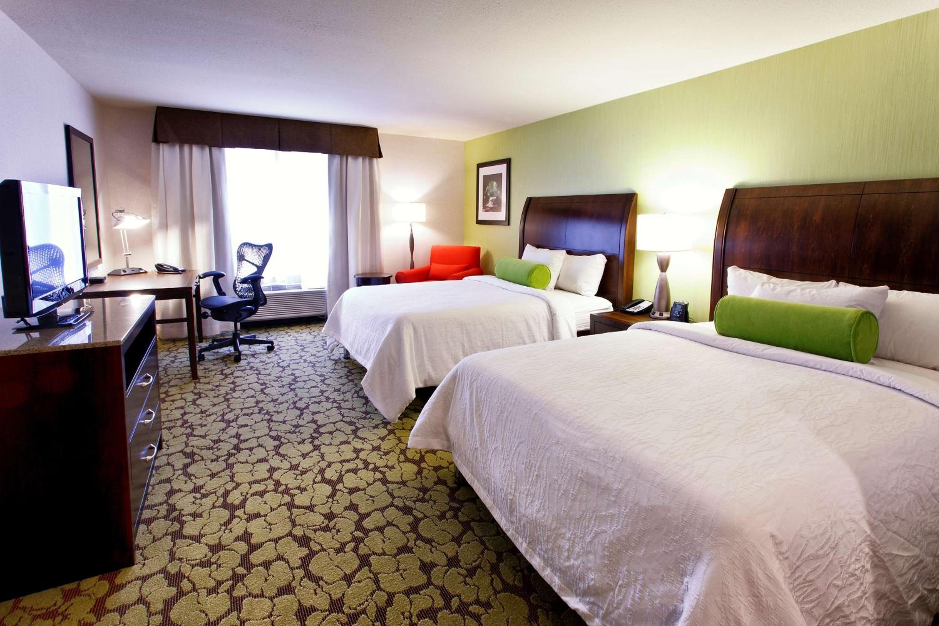Queen Room with Two Queen Beds - Photo 1