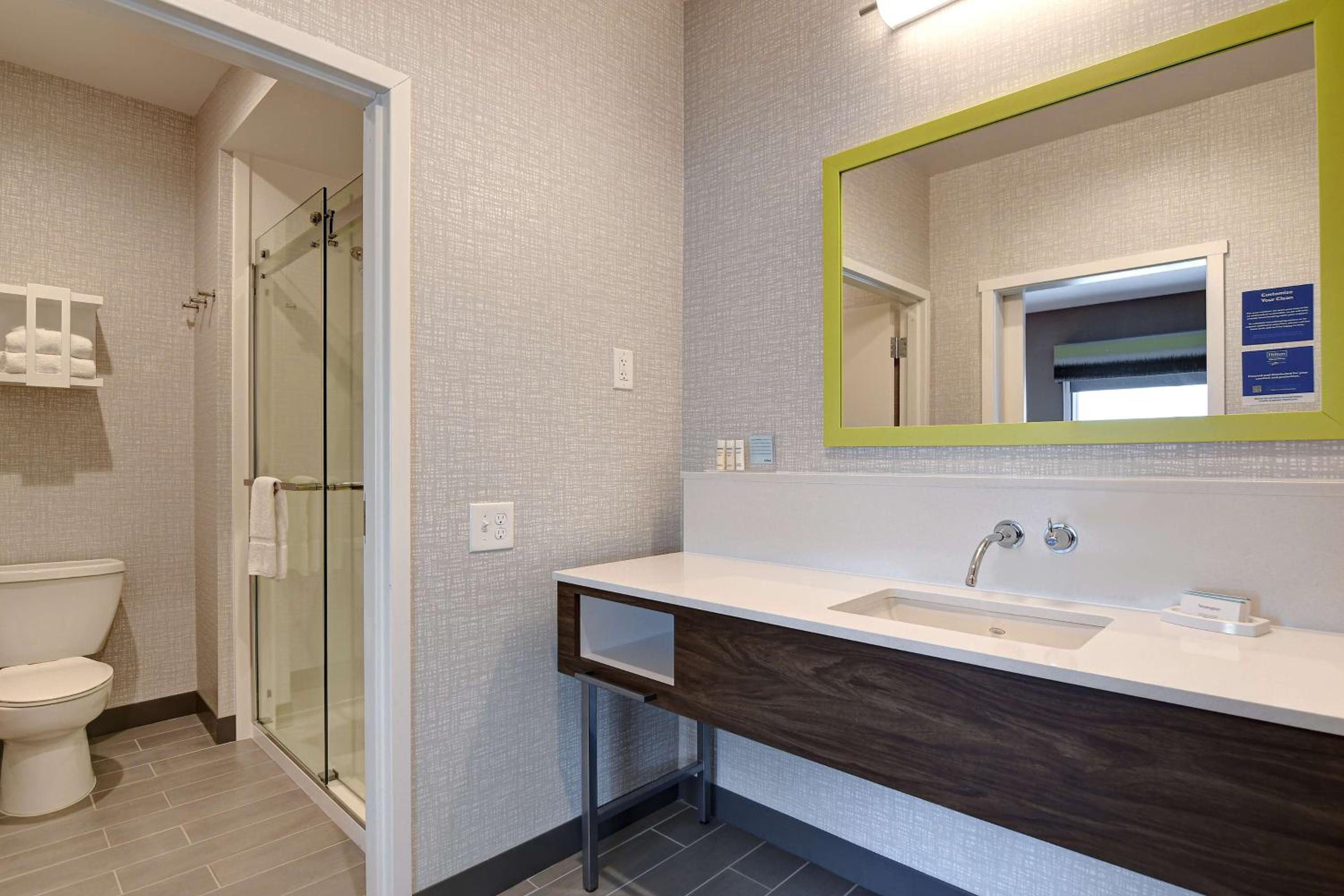 King Studio Suite - Hearing Accessible/Non-Smoking - Photo 2