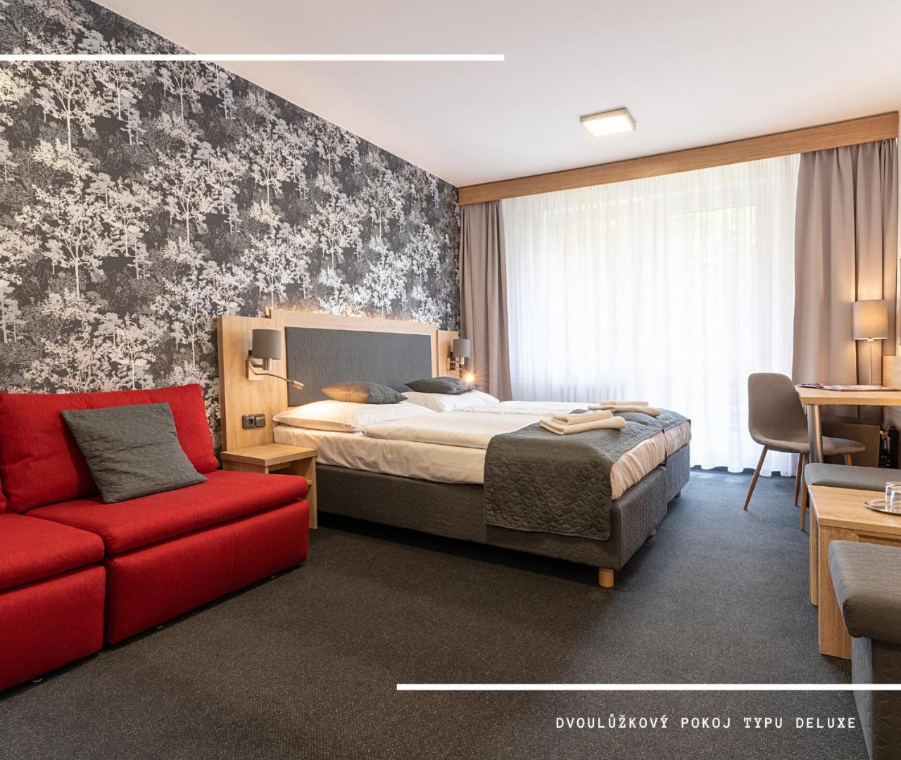 Deluxe Double or Twin Room with Balcony photo 1
