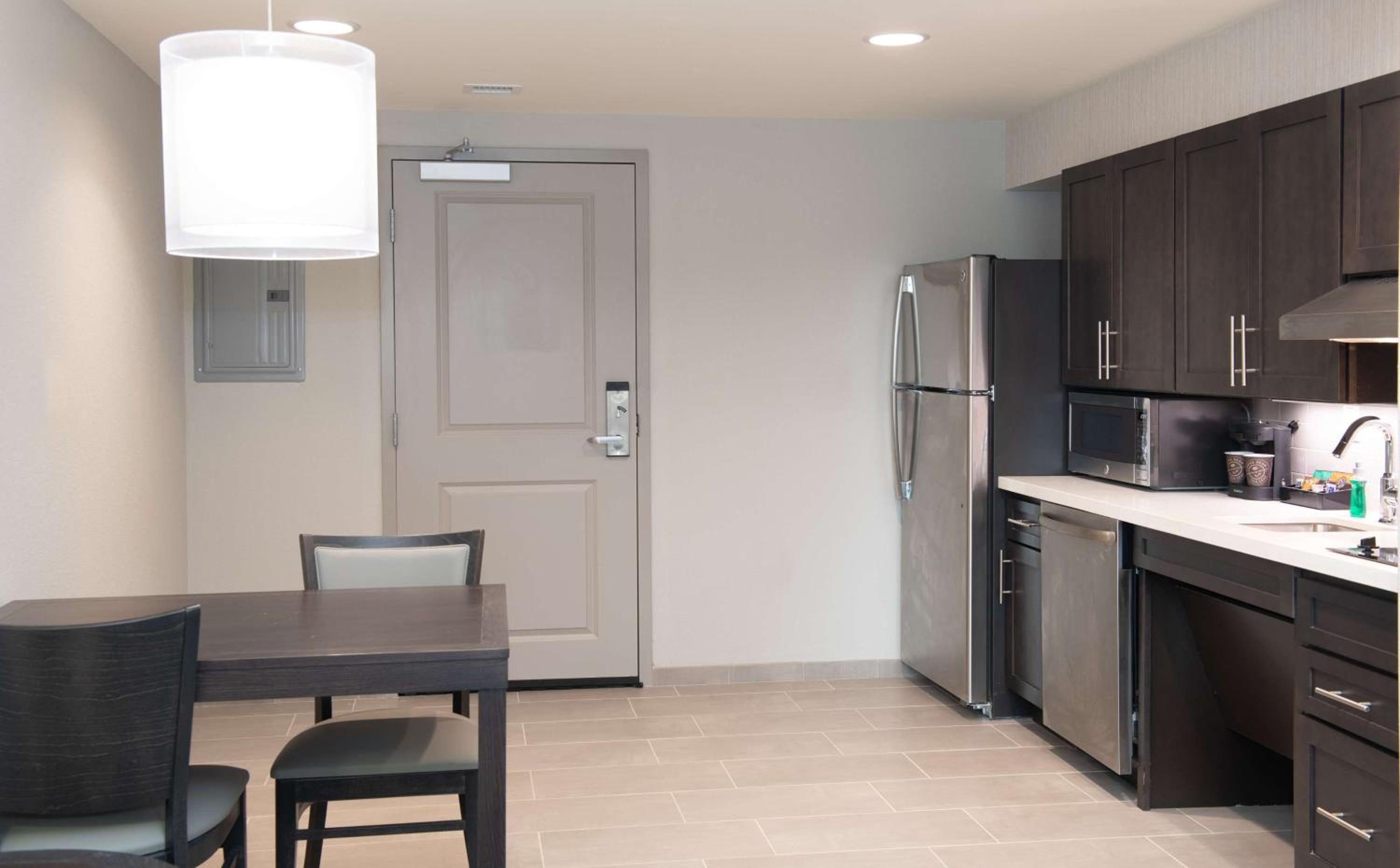 King Studio Suite - Hearing Access/Non-Smoking
