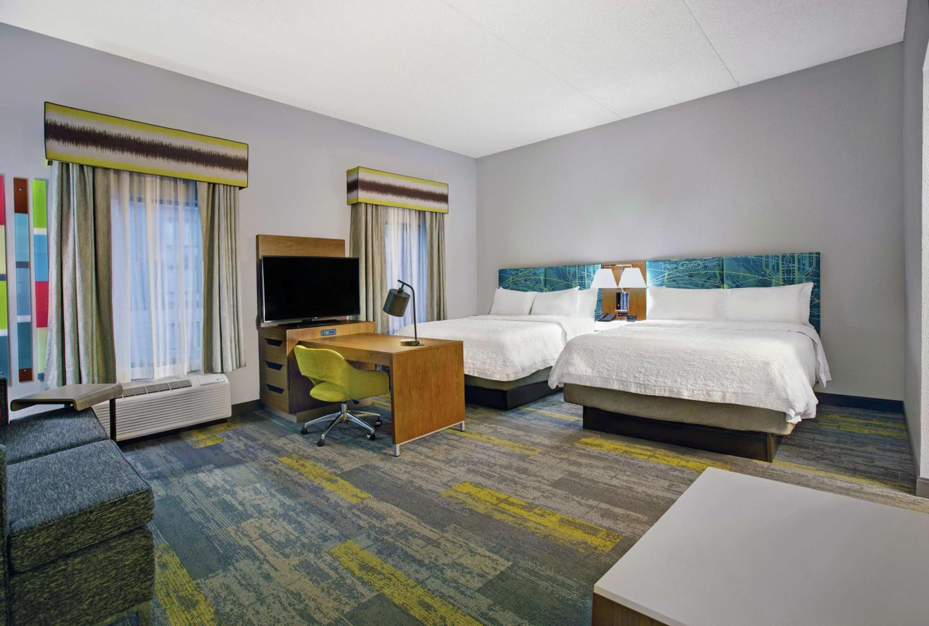 Queen Studio Suite with Two Queen Beds and Sofa Bed - Non-Smoking - Photo 1