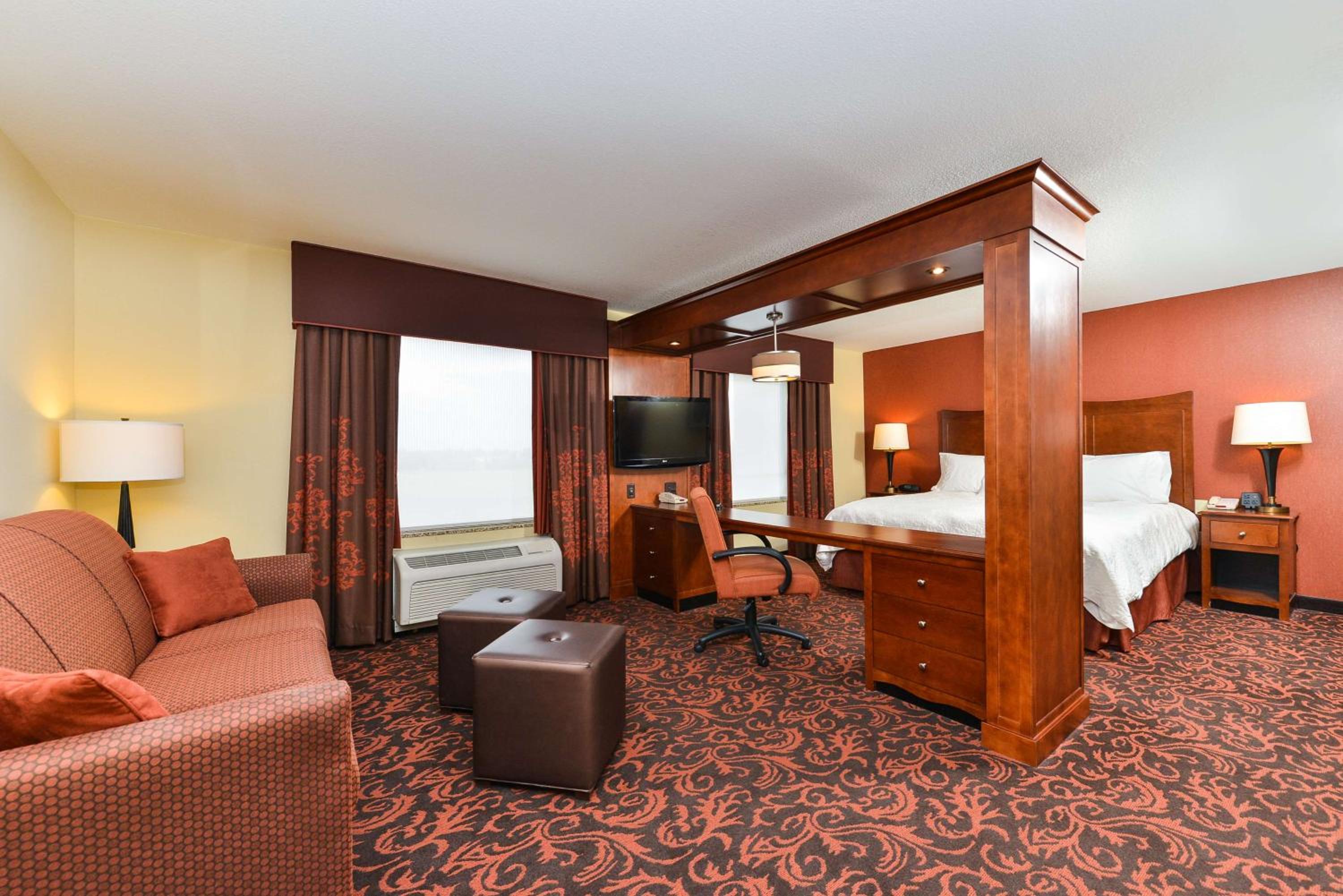 King Studio Suite - Non-Smoking - Photo 1