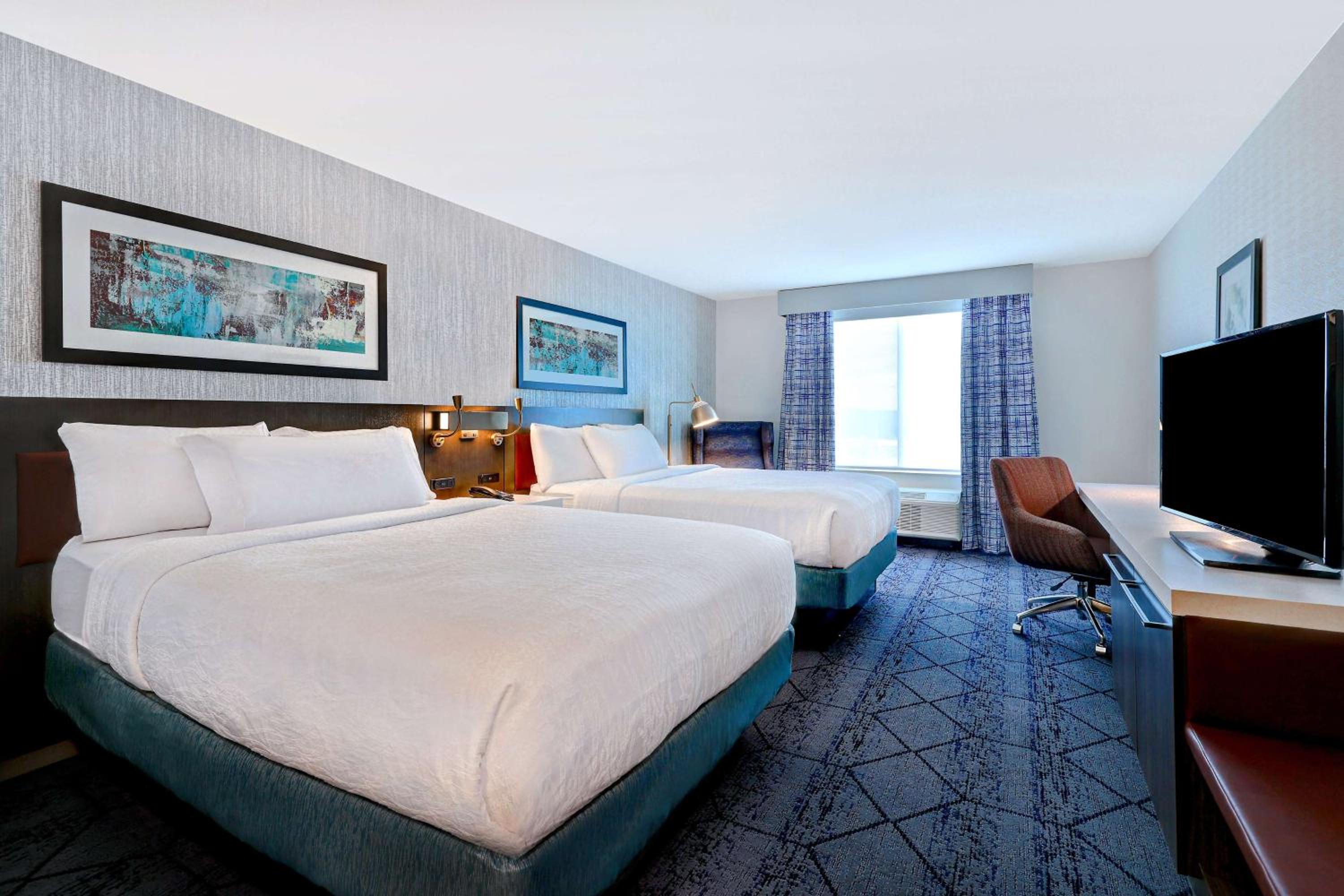Queen Room with Two Queen Beds - Hearing Access - Photo 2
