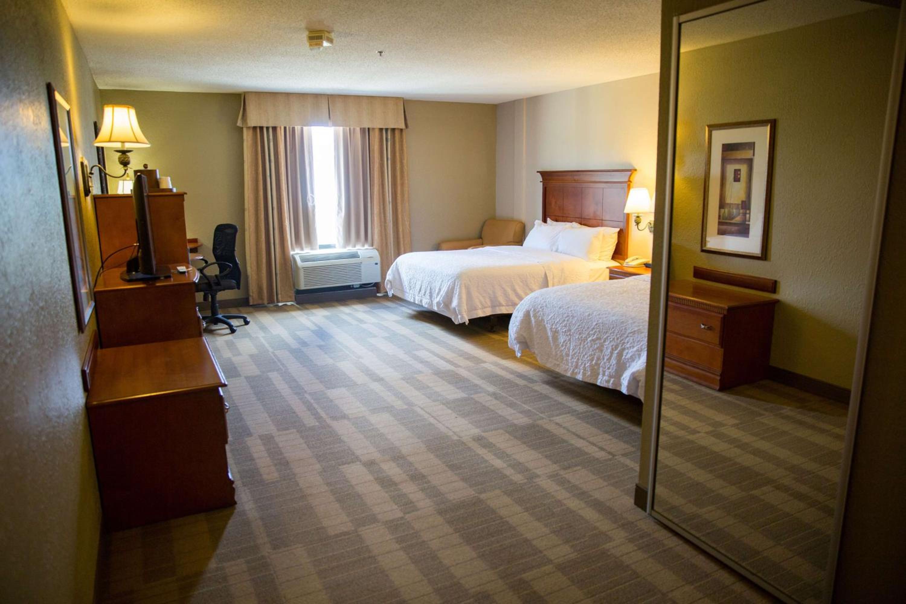 Queen Room with Two Queen Beds - Mobility and Hearing Access/Non-Smoking - Photo 1