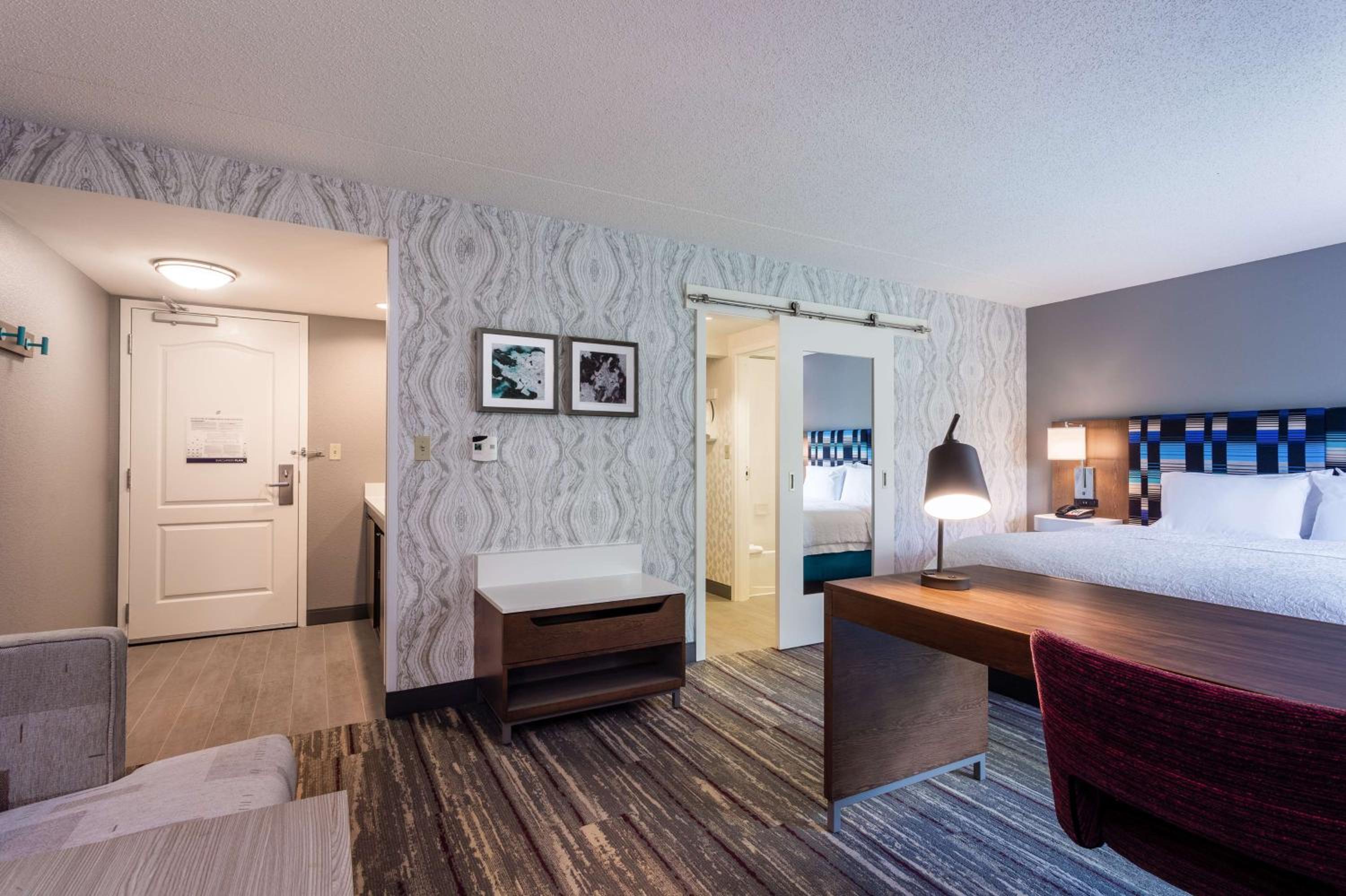 King Studio Suite - Non-Smoking - Photo 1