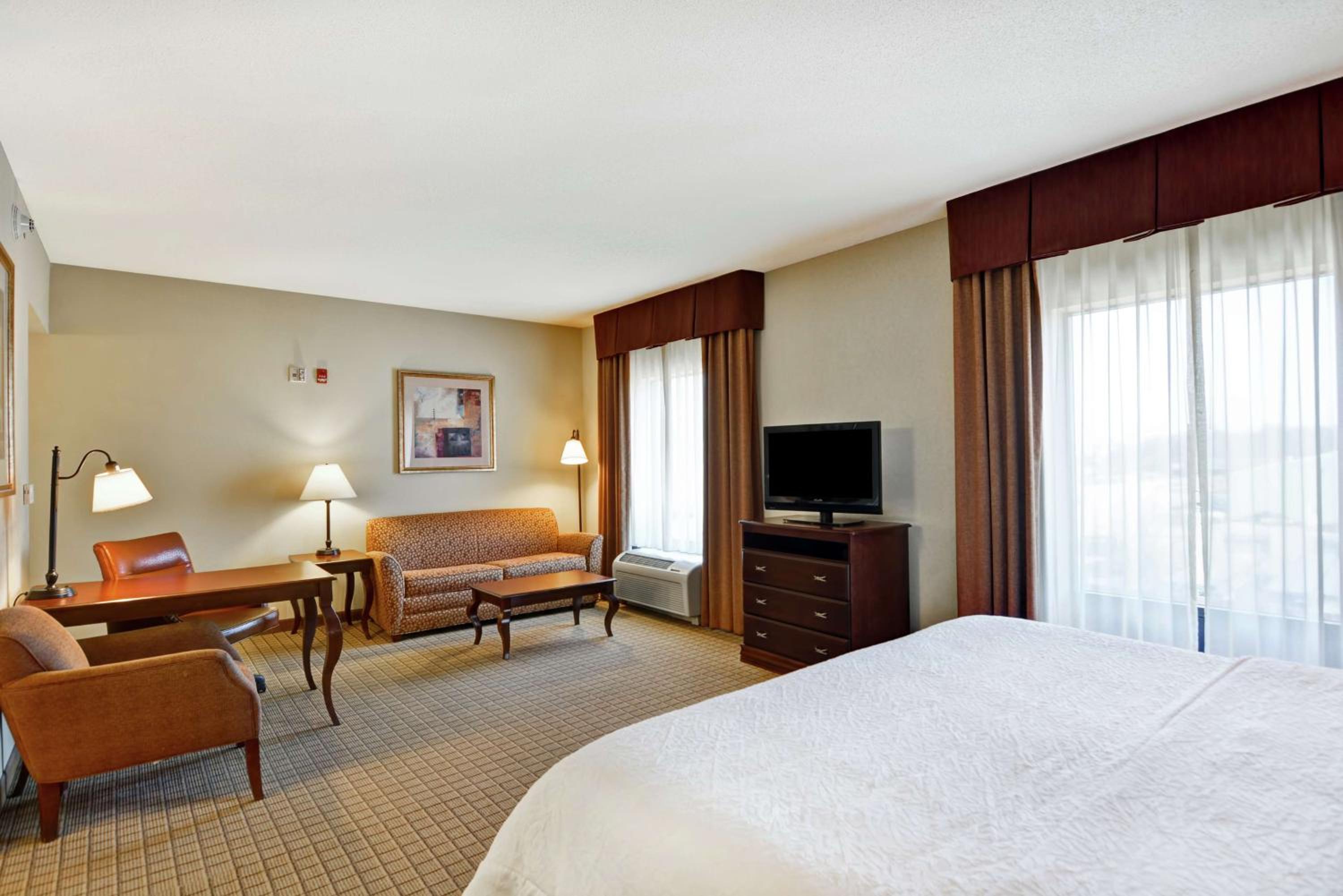 King Studio Suite - Non-Smoking - Photo 2