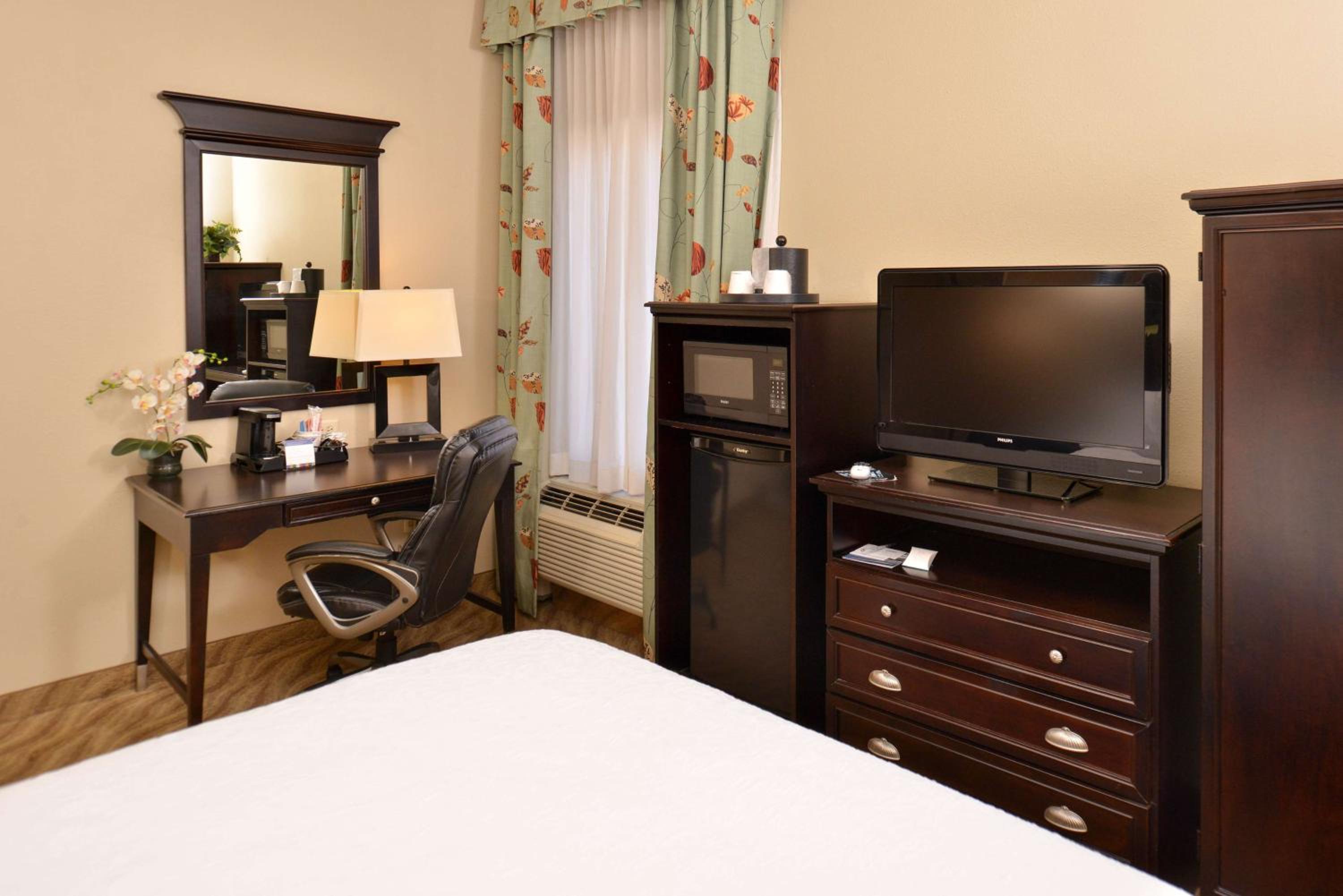 Queen Room - Photo 1
