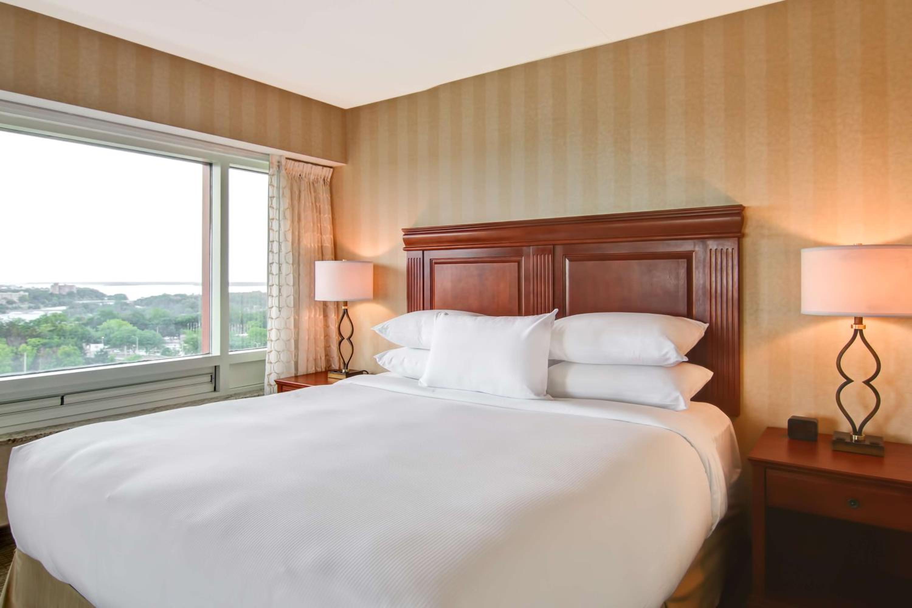 Two-Room King Suite with Upper River View - Photo 5