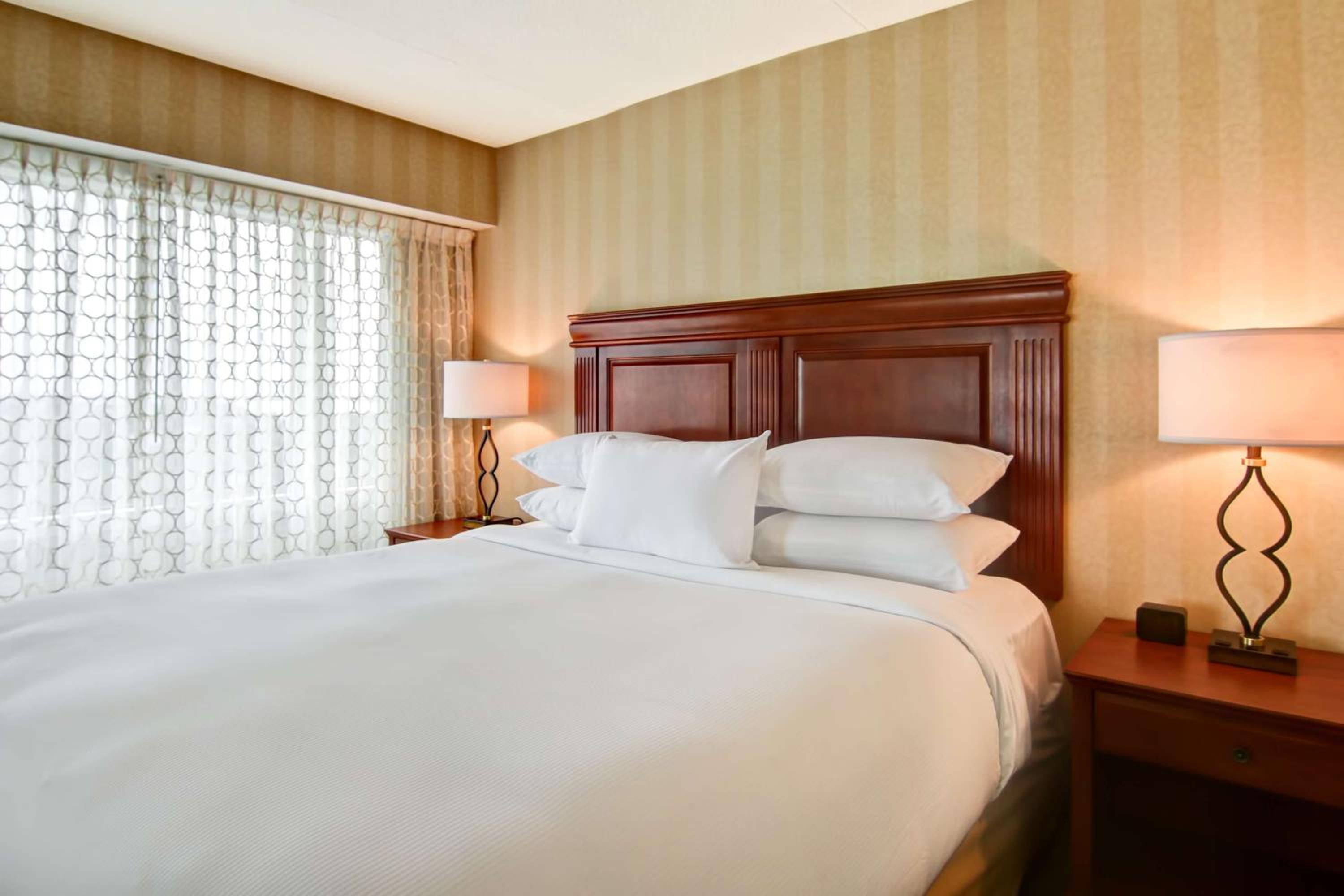 Two-Room King Suite with Limited View - Floors 3-4