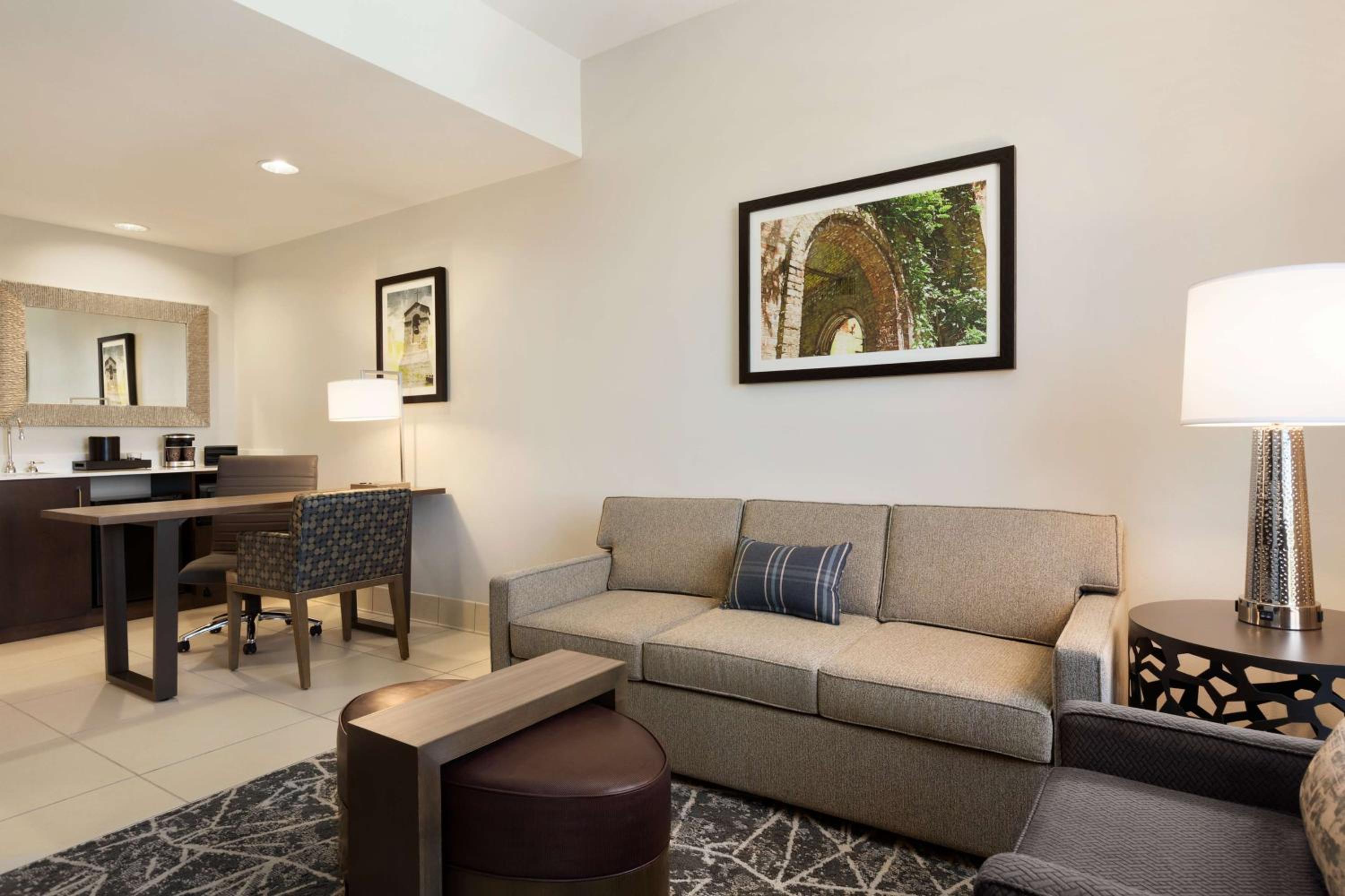 Suite, 2 Queen Beds, Accessible, Bathtub