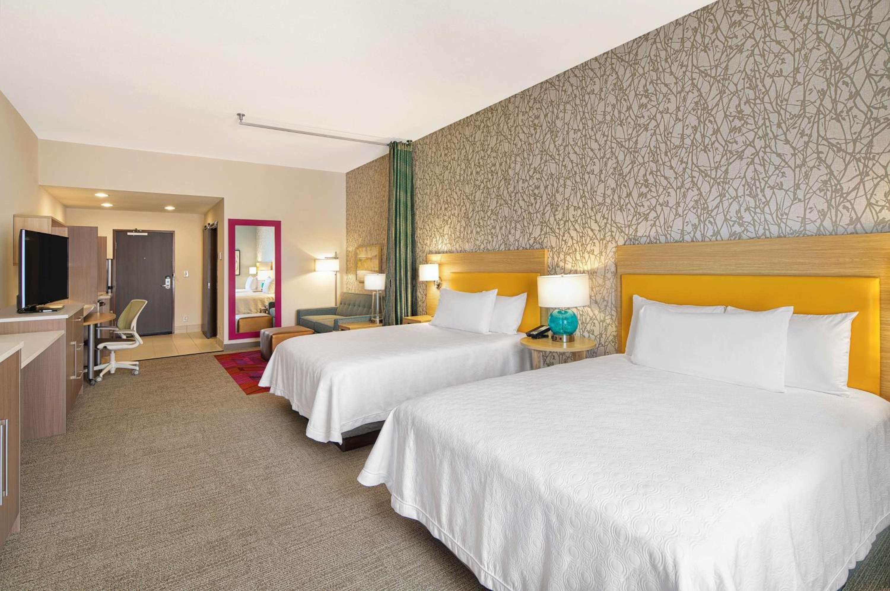 Studio Suite with Two Queen Beds - Hearing Access/Non-Smoking photo 2