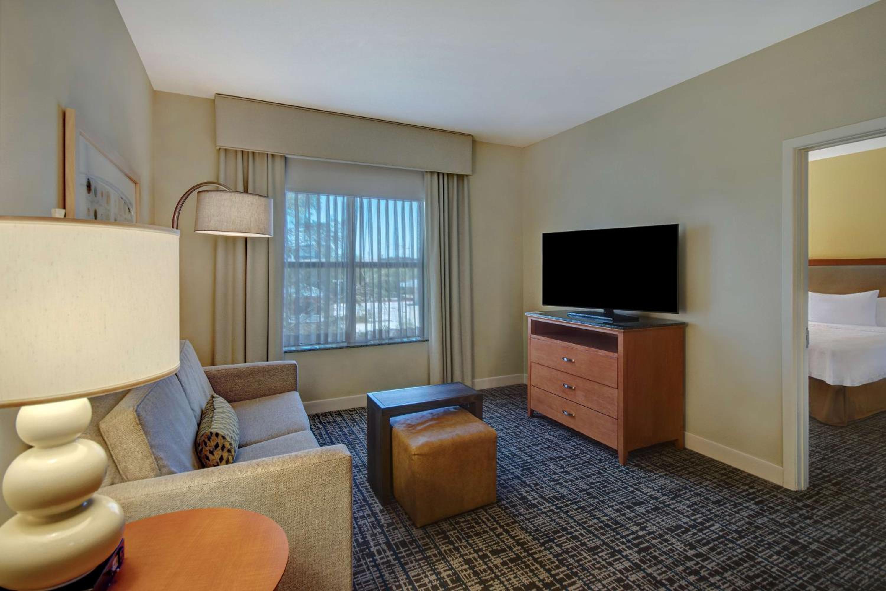 Suite with Two Queen Beds and Tub - Mobility and Hearing Access/Non-Smoking - Photo 1