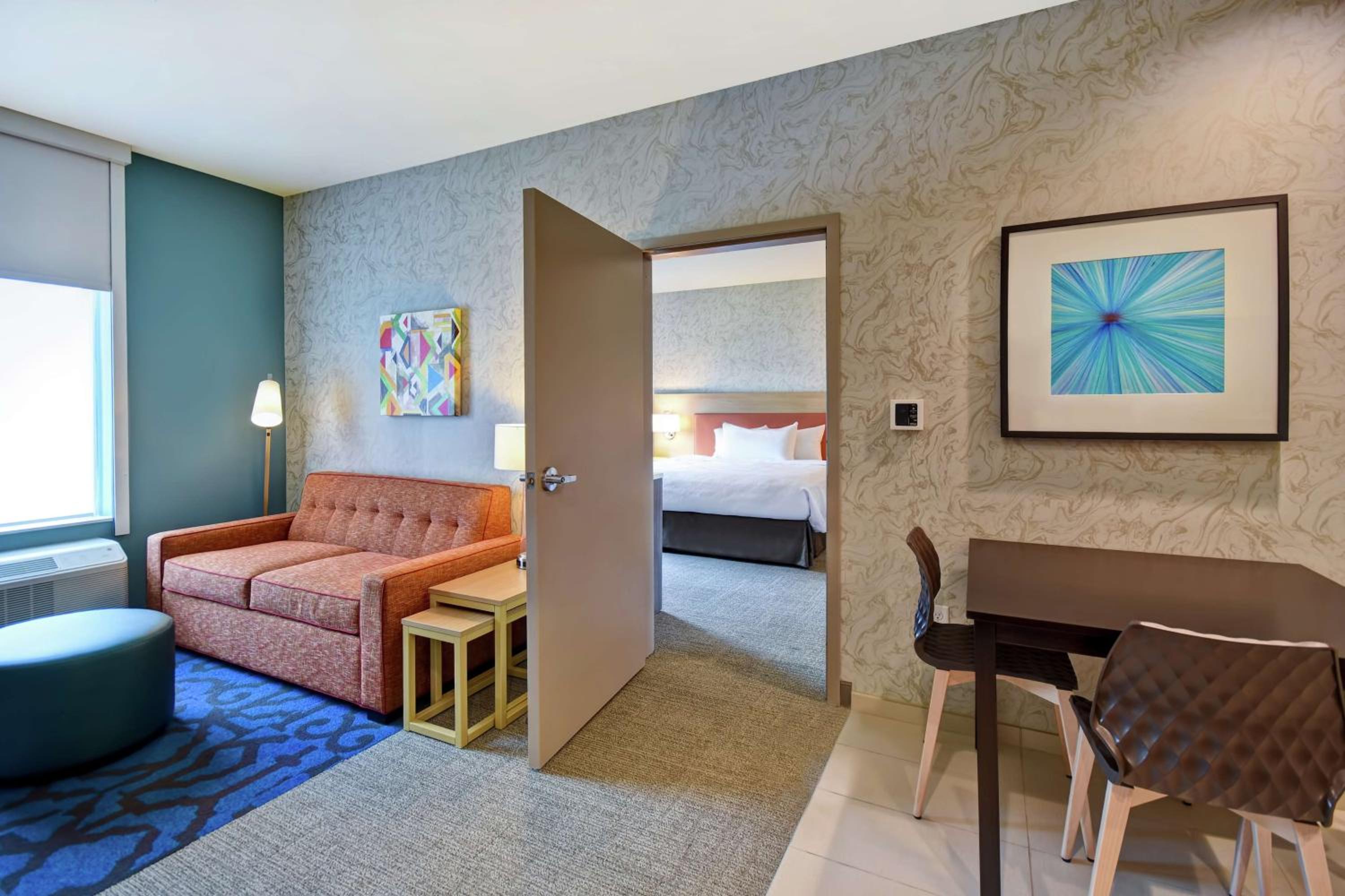 King Suite - Mobility and Hearing Access/Non-Smoking