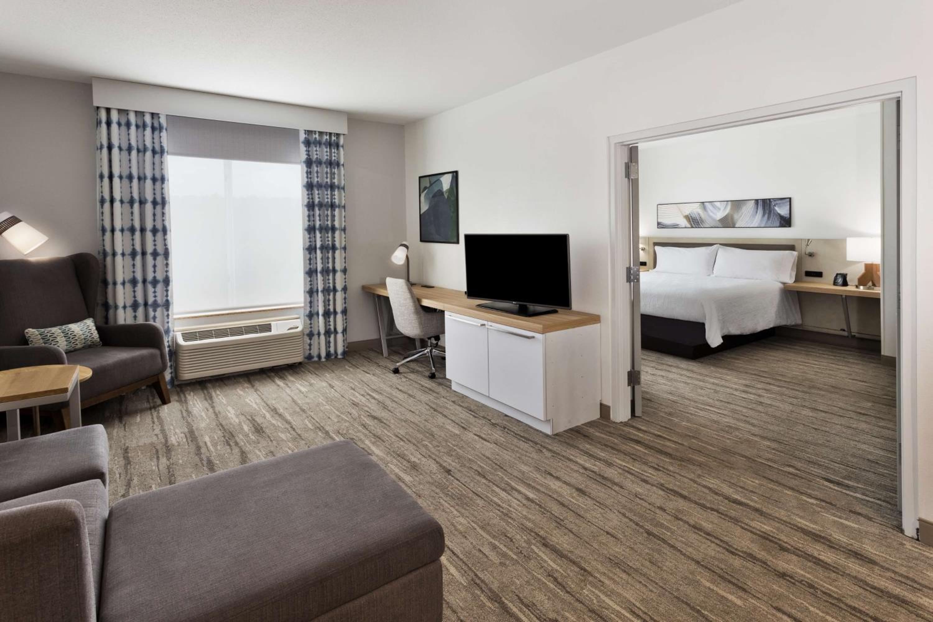 King Suite - Photo 1