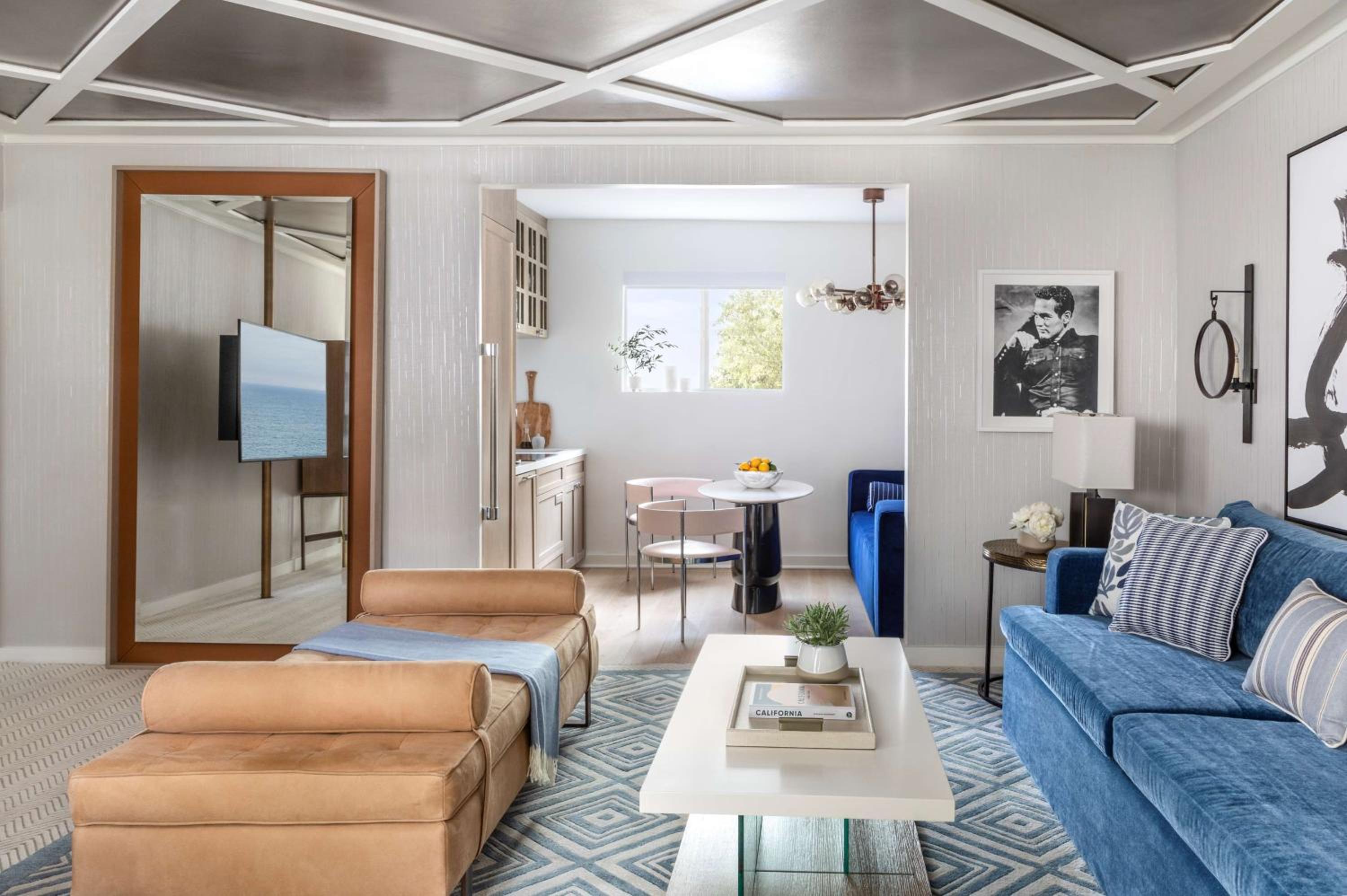 Coastal Kitchen One-Bedroom Suite