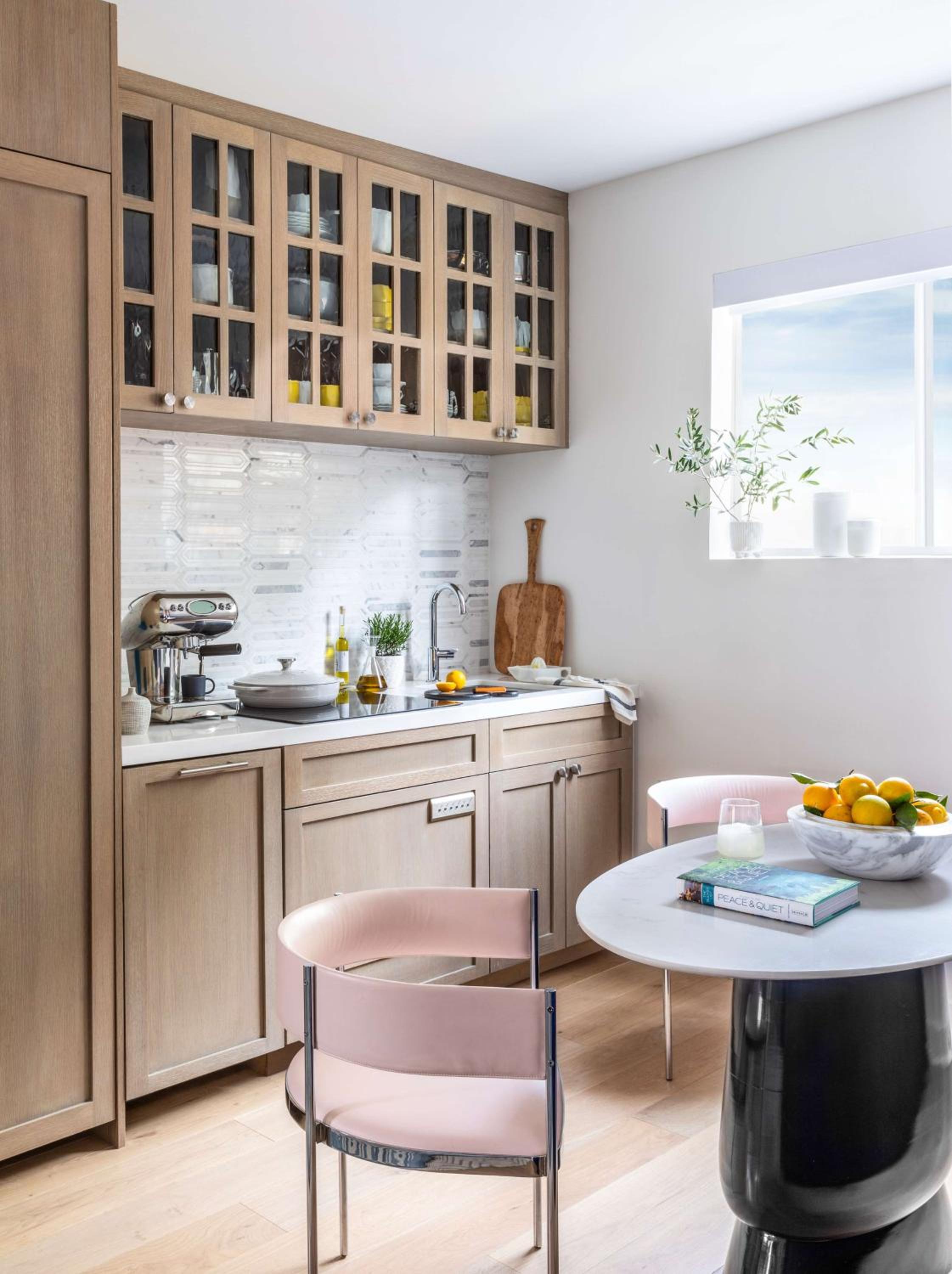 Coastal Kitchen One-Bedroom Suite