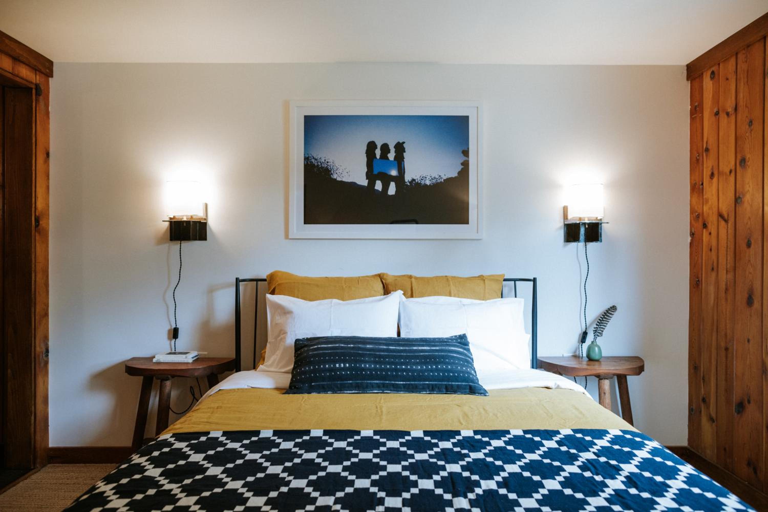 Superior Suite - Photo 4