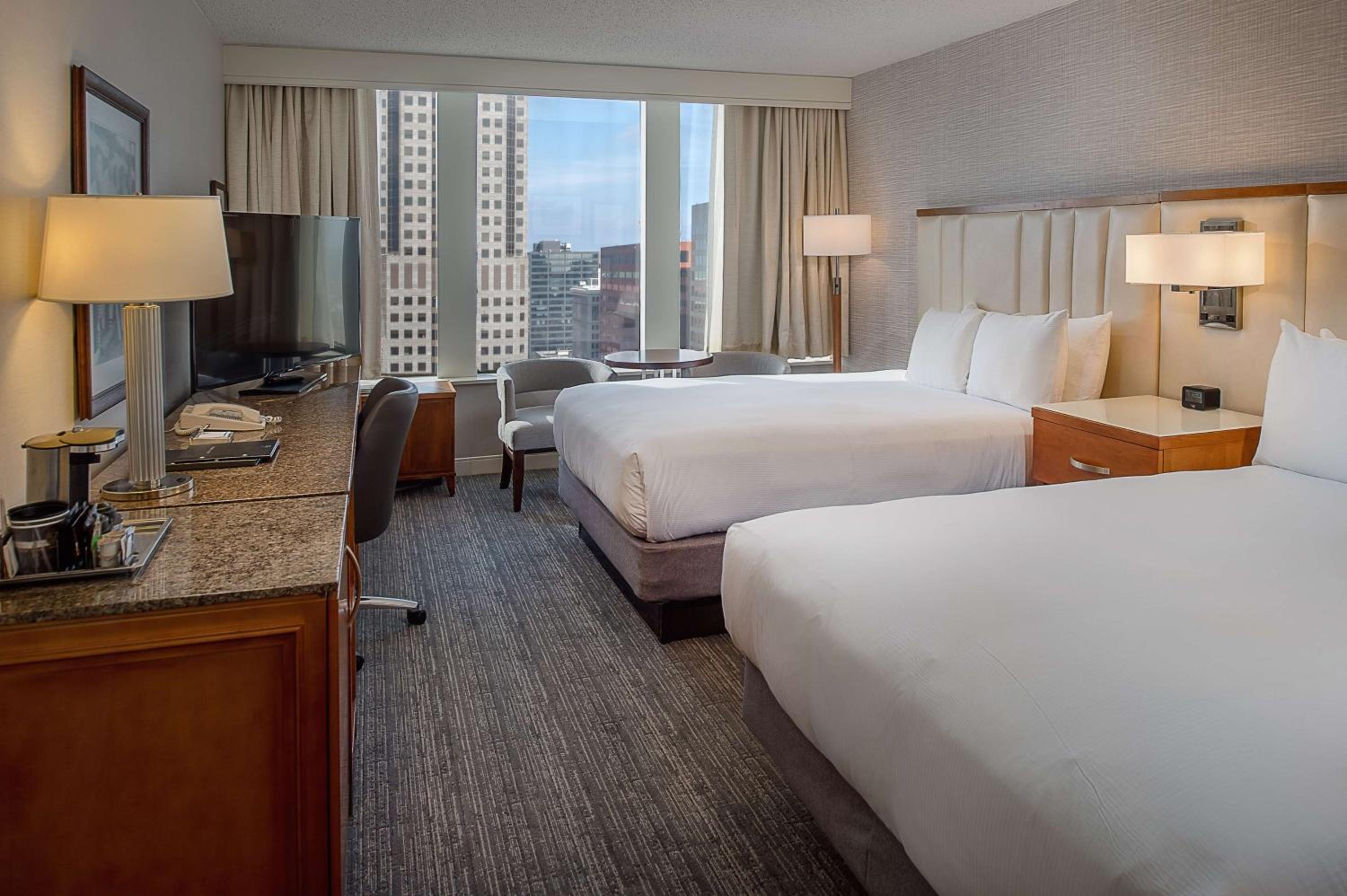 Queen Room with Two Queen Beds and City View - Photo 4