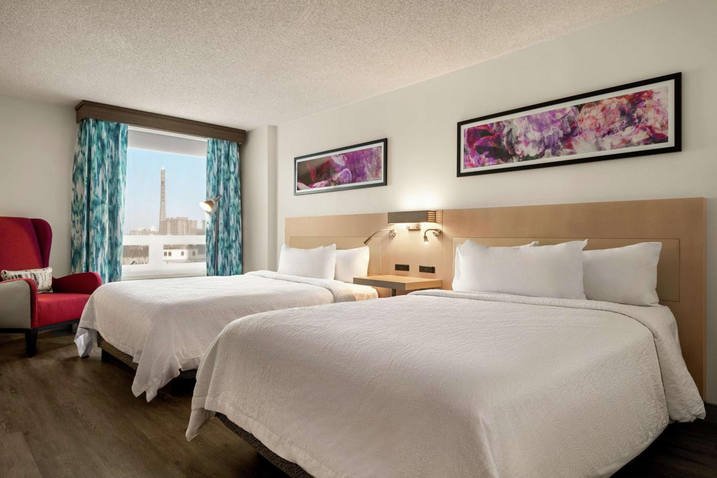 Queen Room with Two Queen Beds - Photo 2