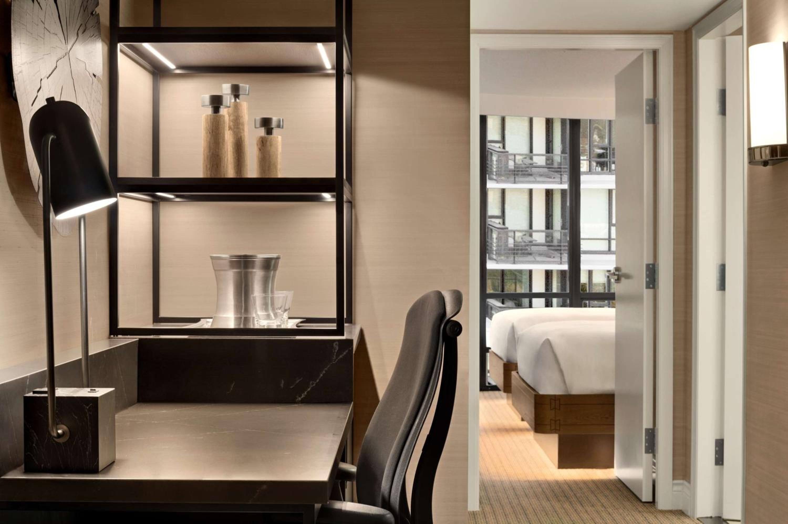 Junior Suite with Two Double Beds photo 1