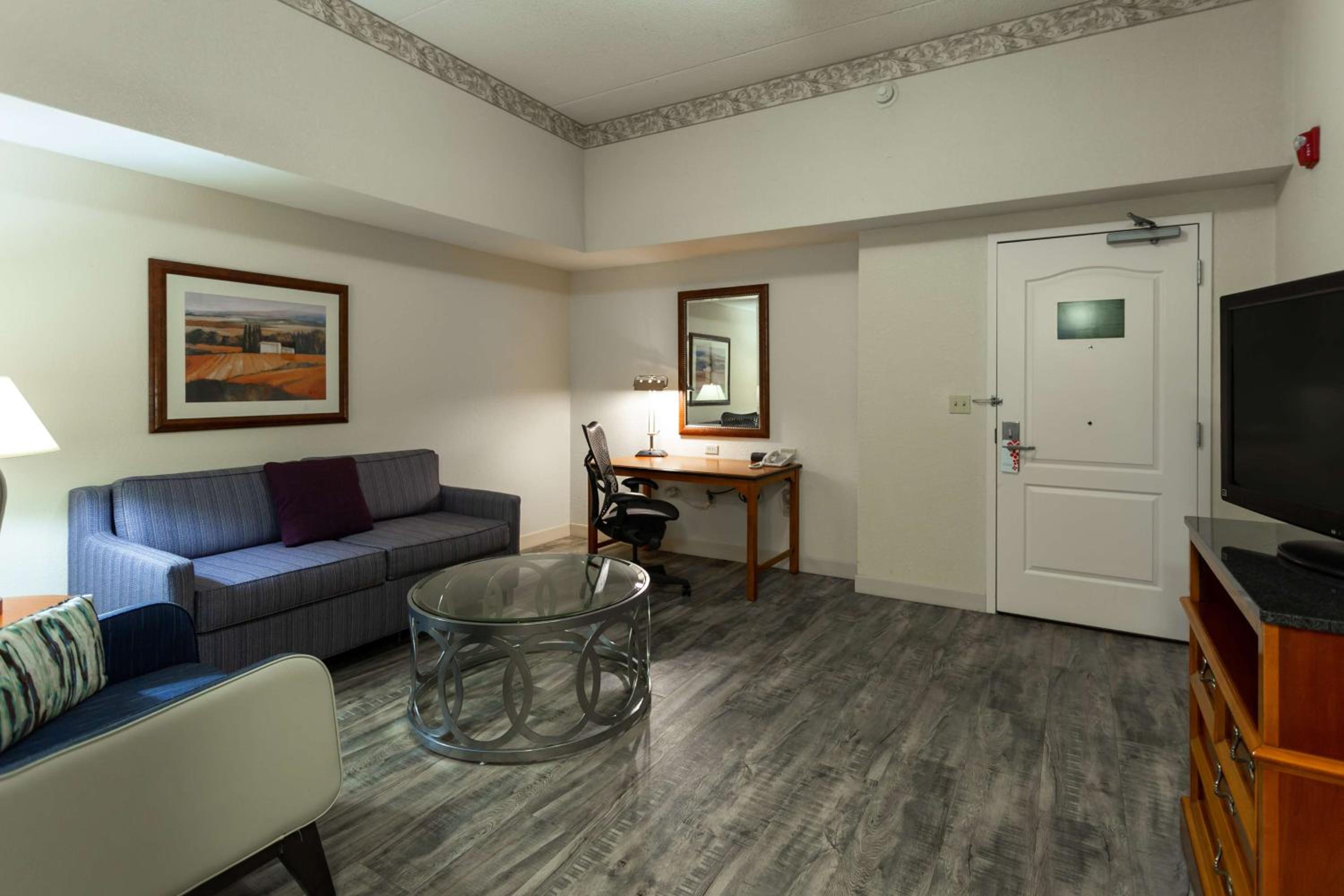 Junior Suite with Two Queen Beds - Photo 1