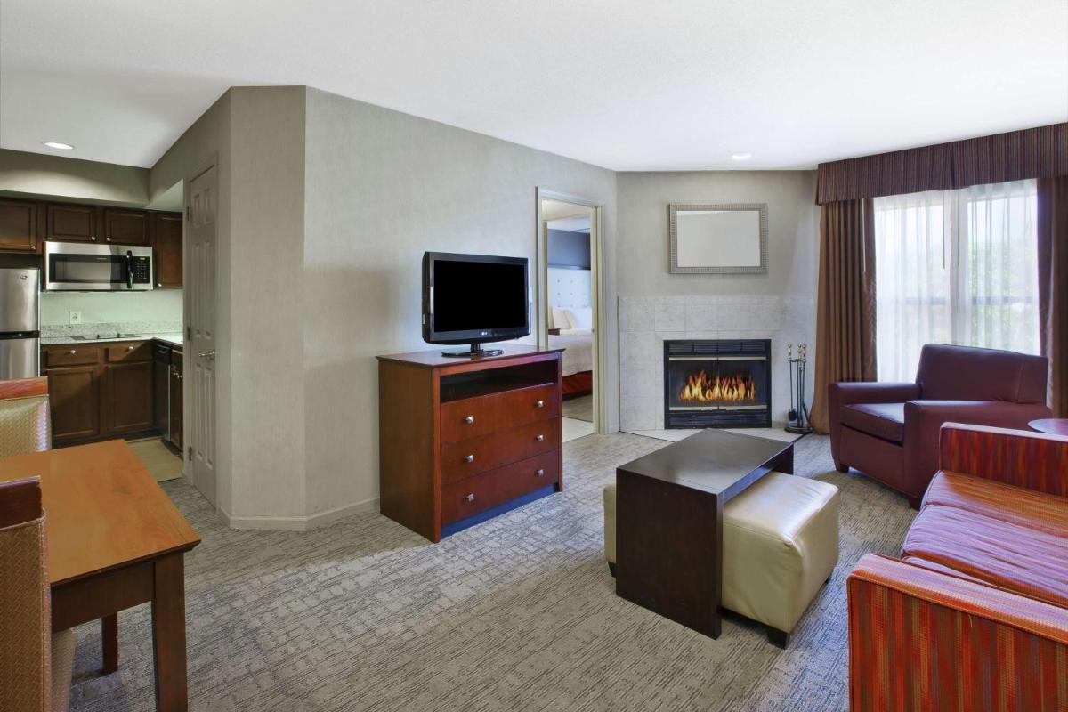 One-Bedroom Suite photo 3