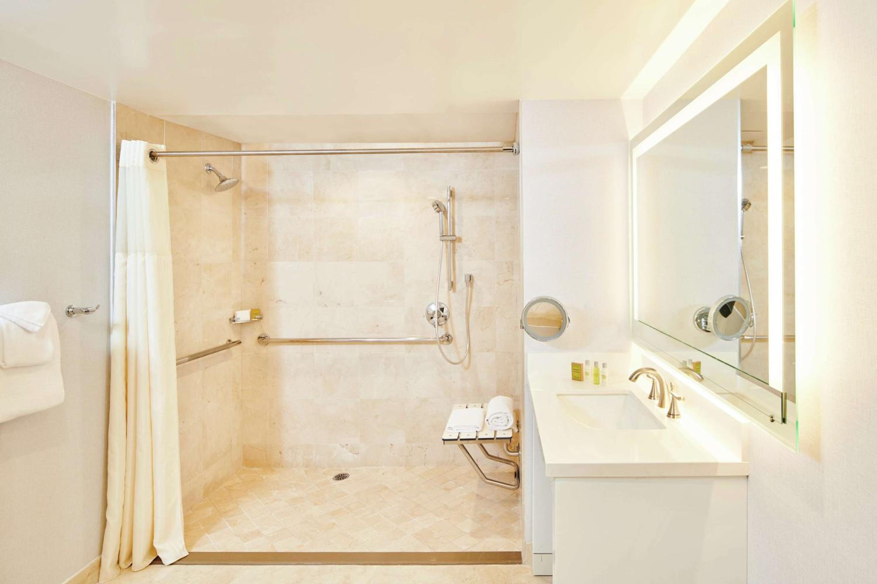 Double Room - Disability Access - Photo 3