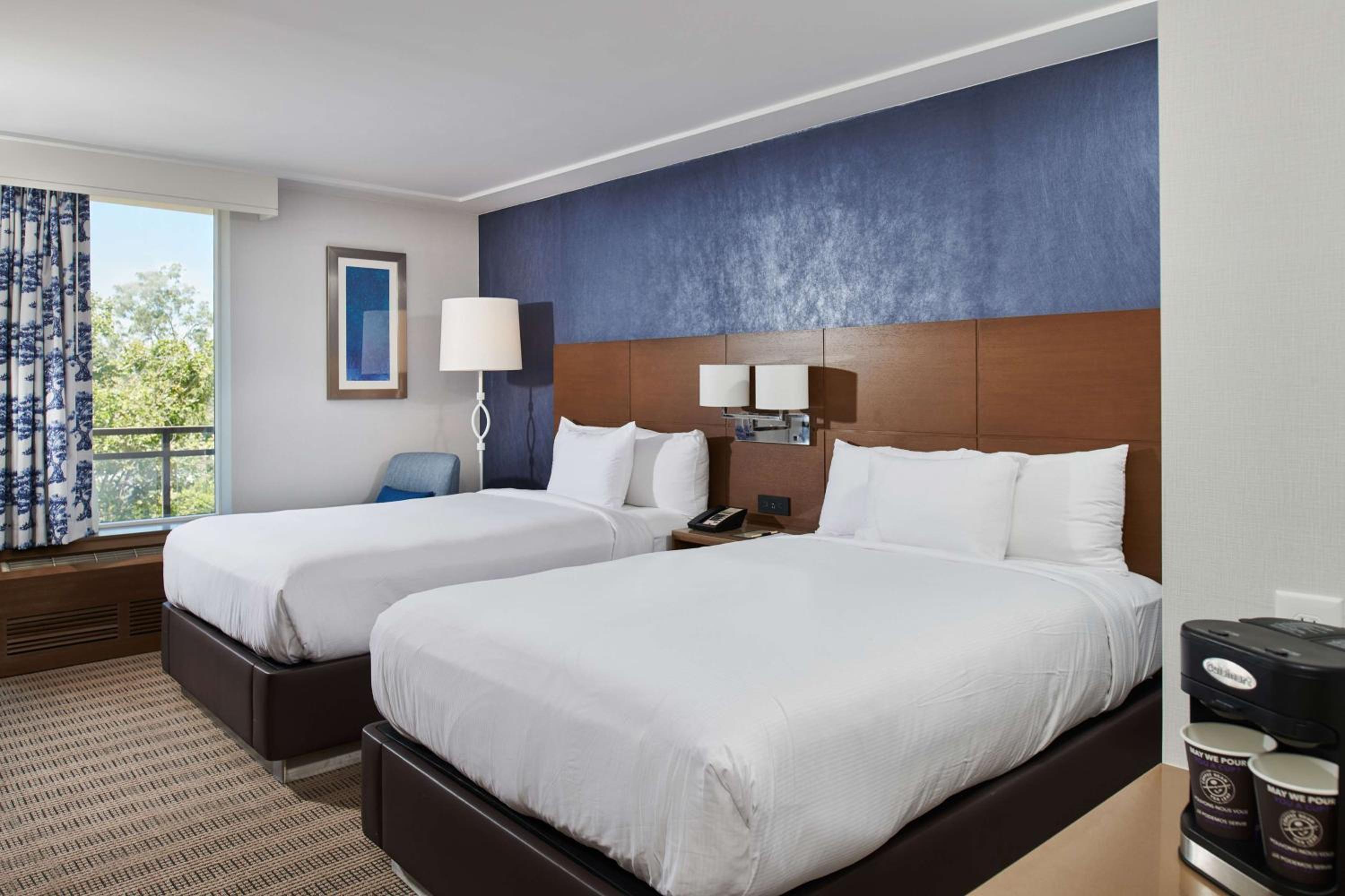 Double Room with Two Double Beds - Photo 5