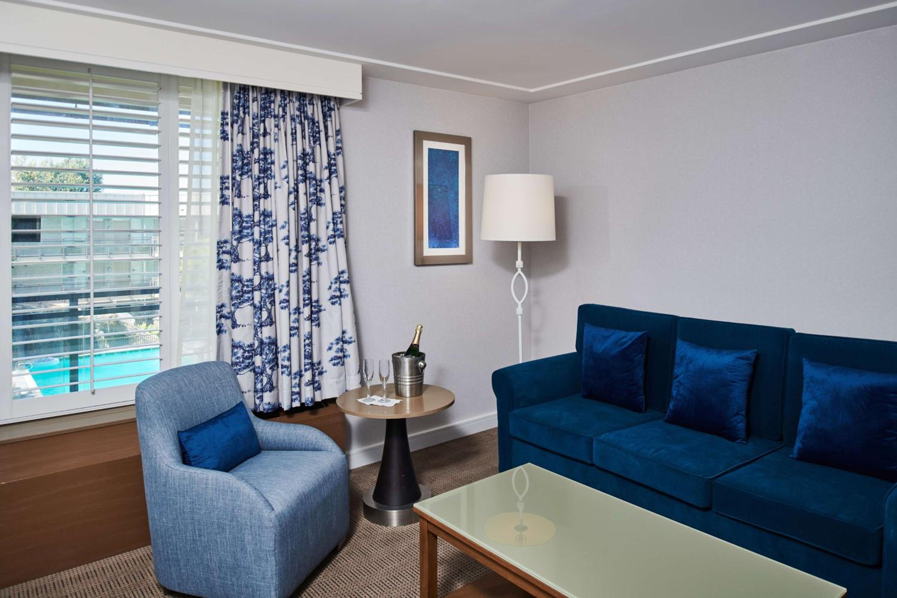 Two-Room King Suite with Sofa Bed - Photo 6