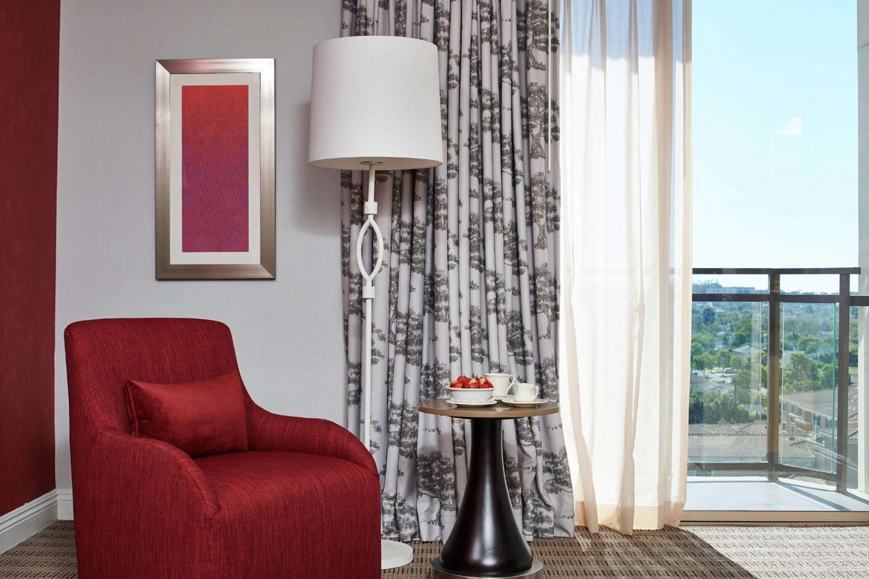 Executive King Room - Photo 3