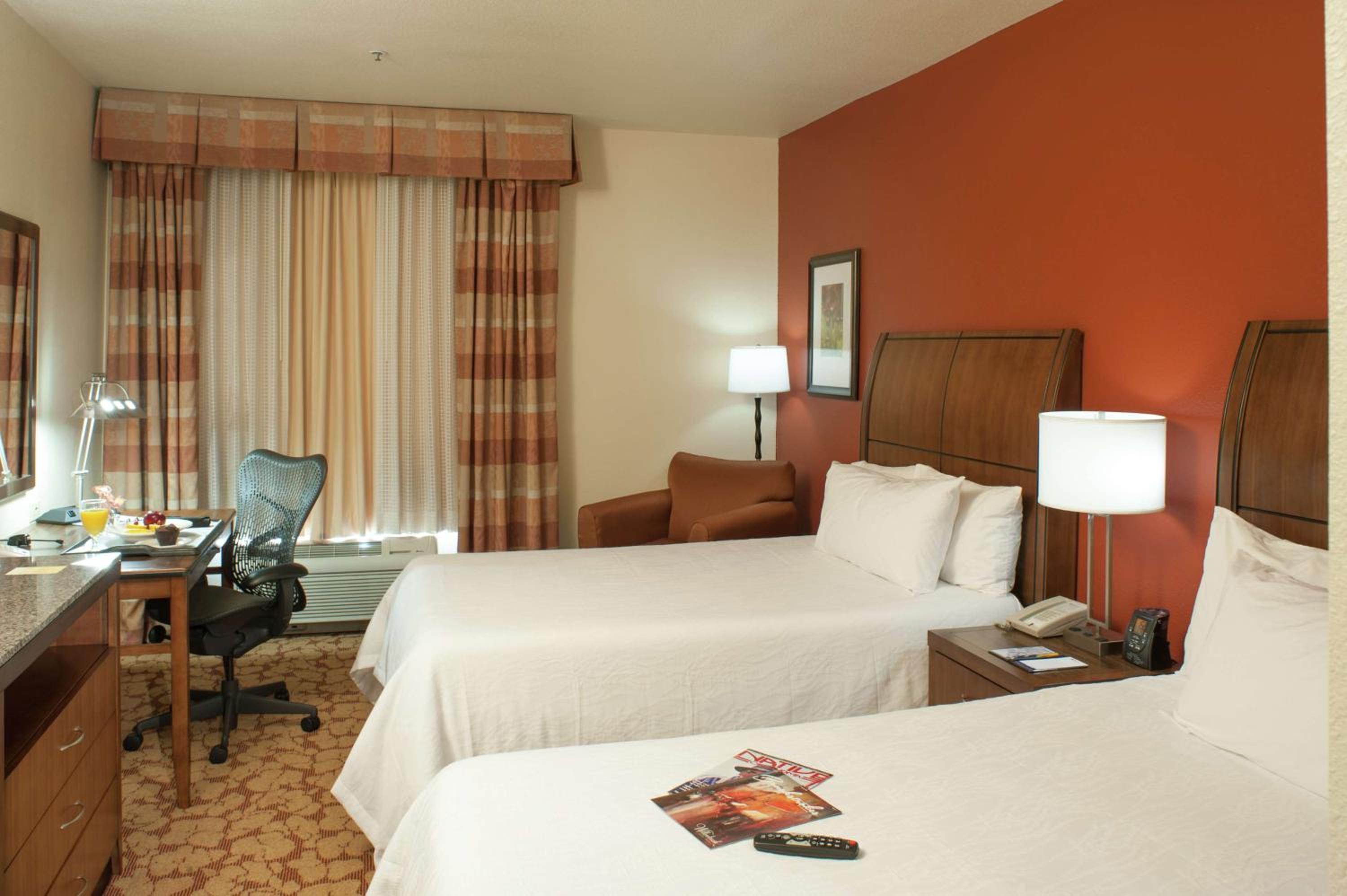 Double Room with Two Double Beds - Photo 1