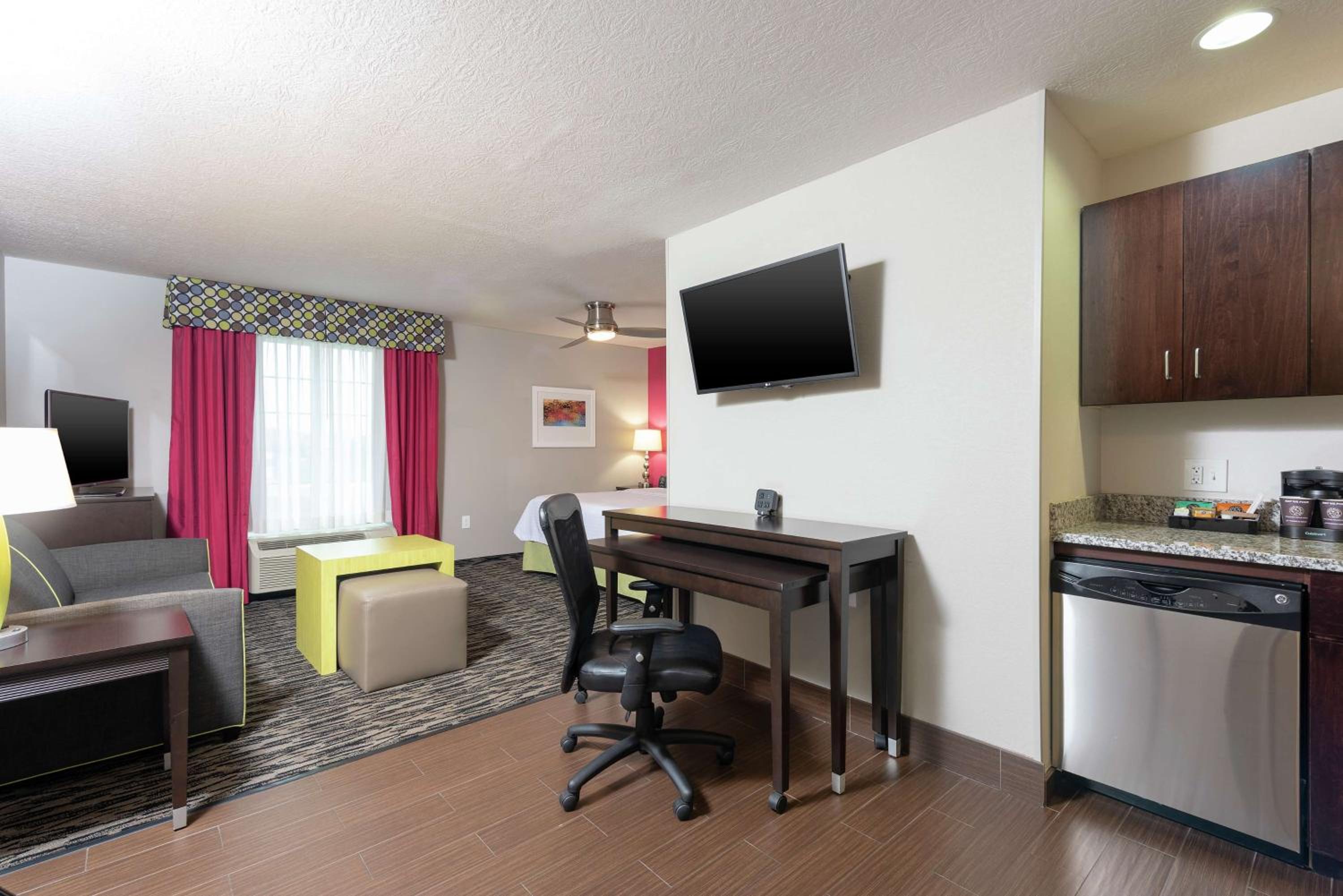King Studio Suite - Mobility Access/Non-Smoking - Photo 5