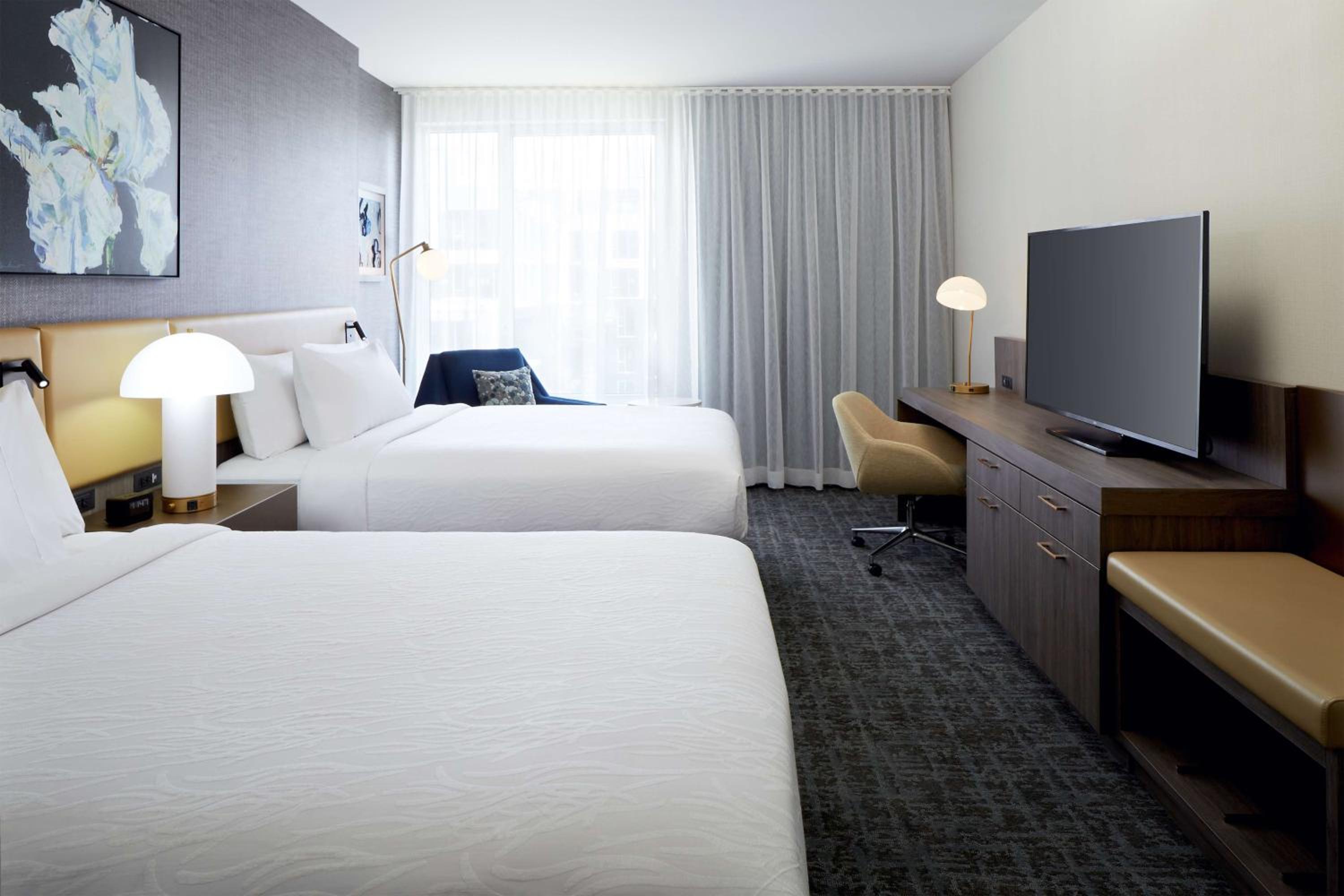 Queen Room with Two Queen Beds - Photo 1