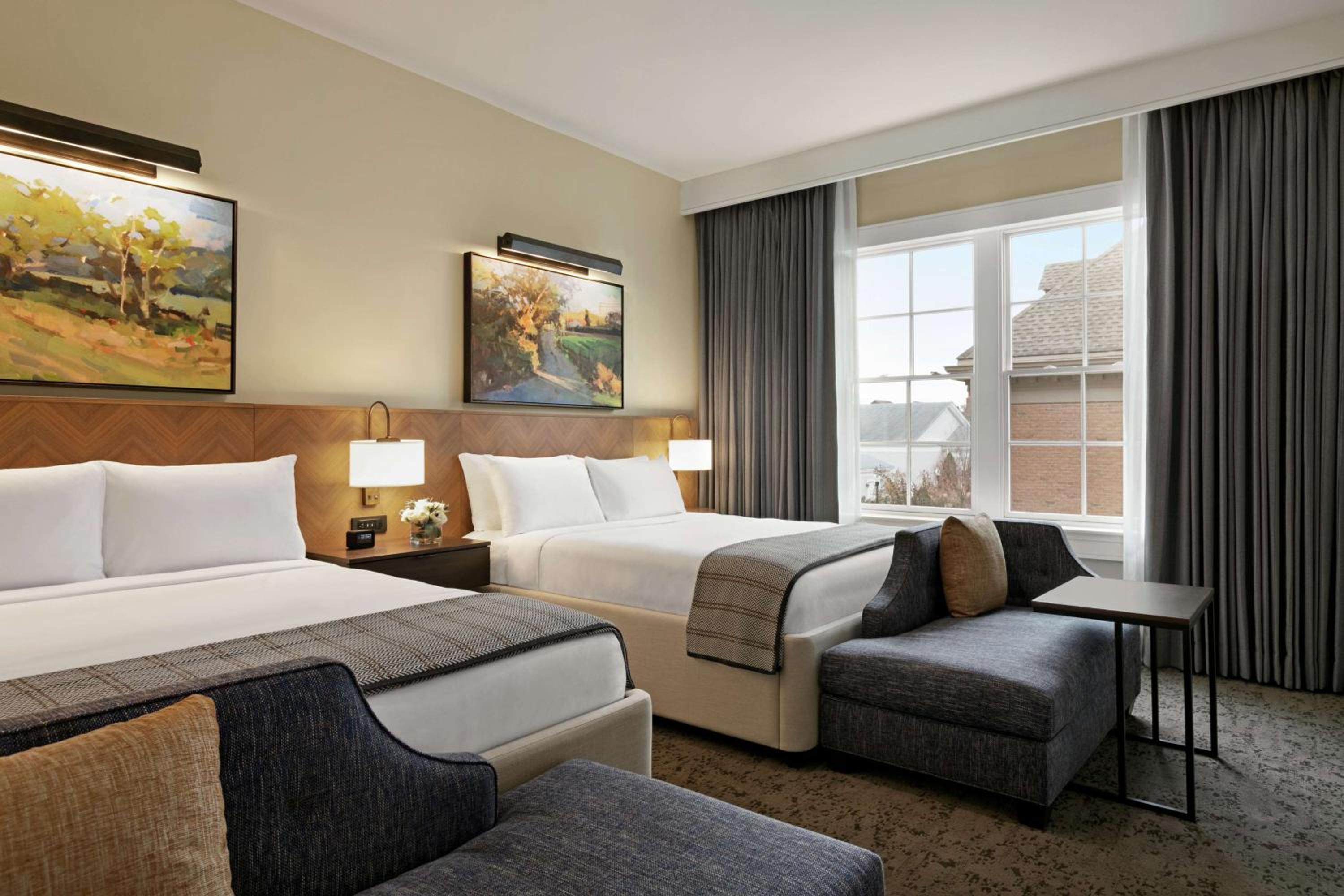 Queen Room with Two Queen Beds - Photo 1