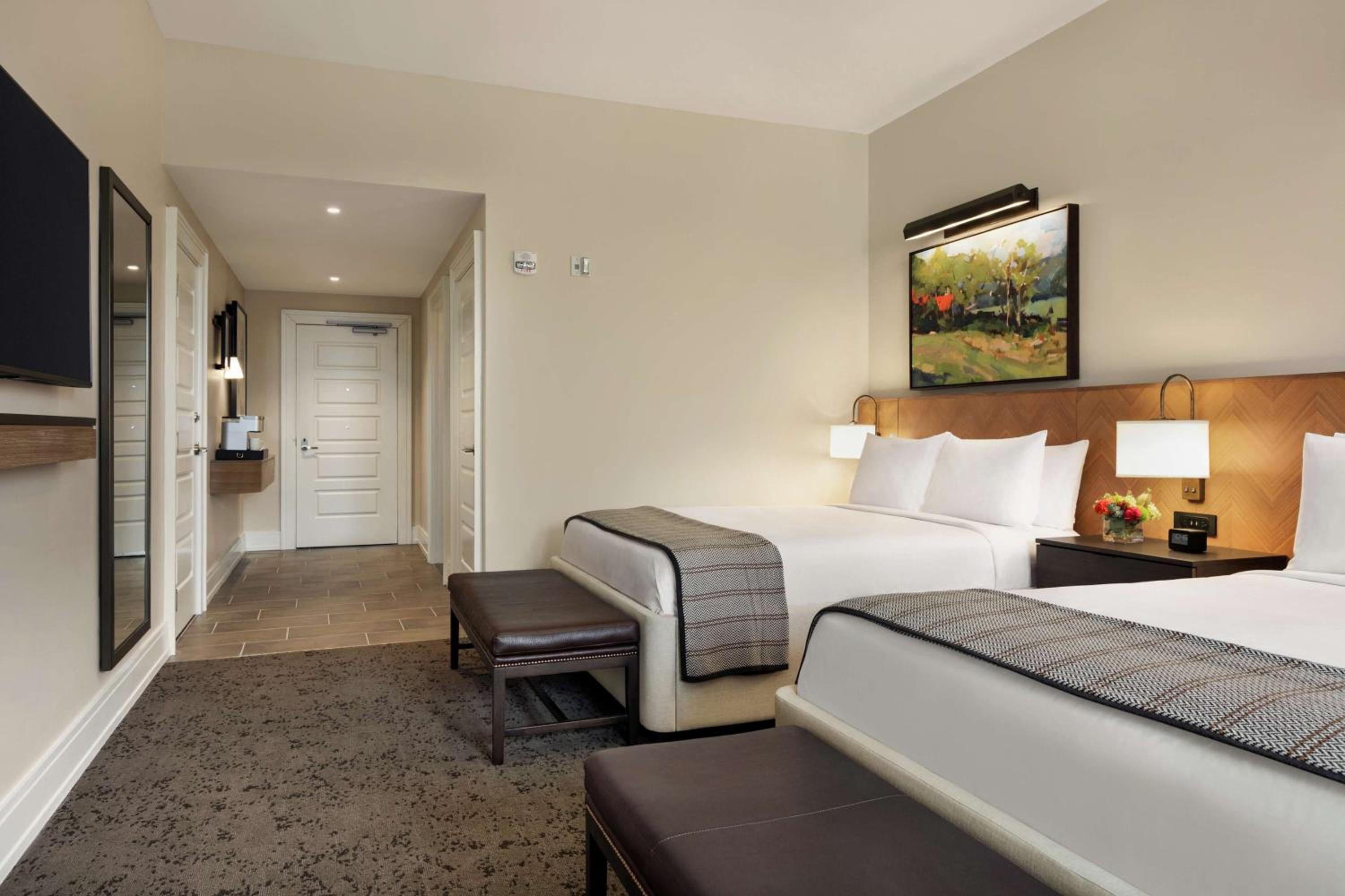 Queen Room with Two Queen Beds and Bath Tub - Mobility Access - Photo 1